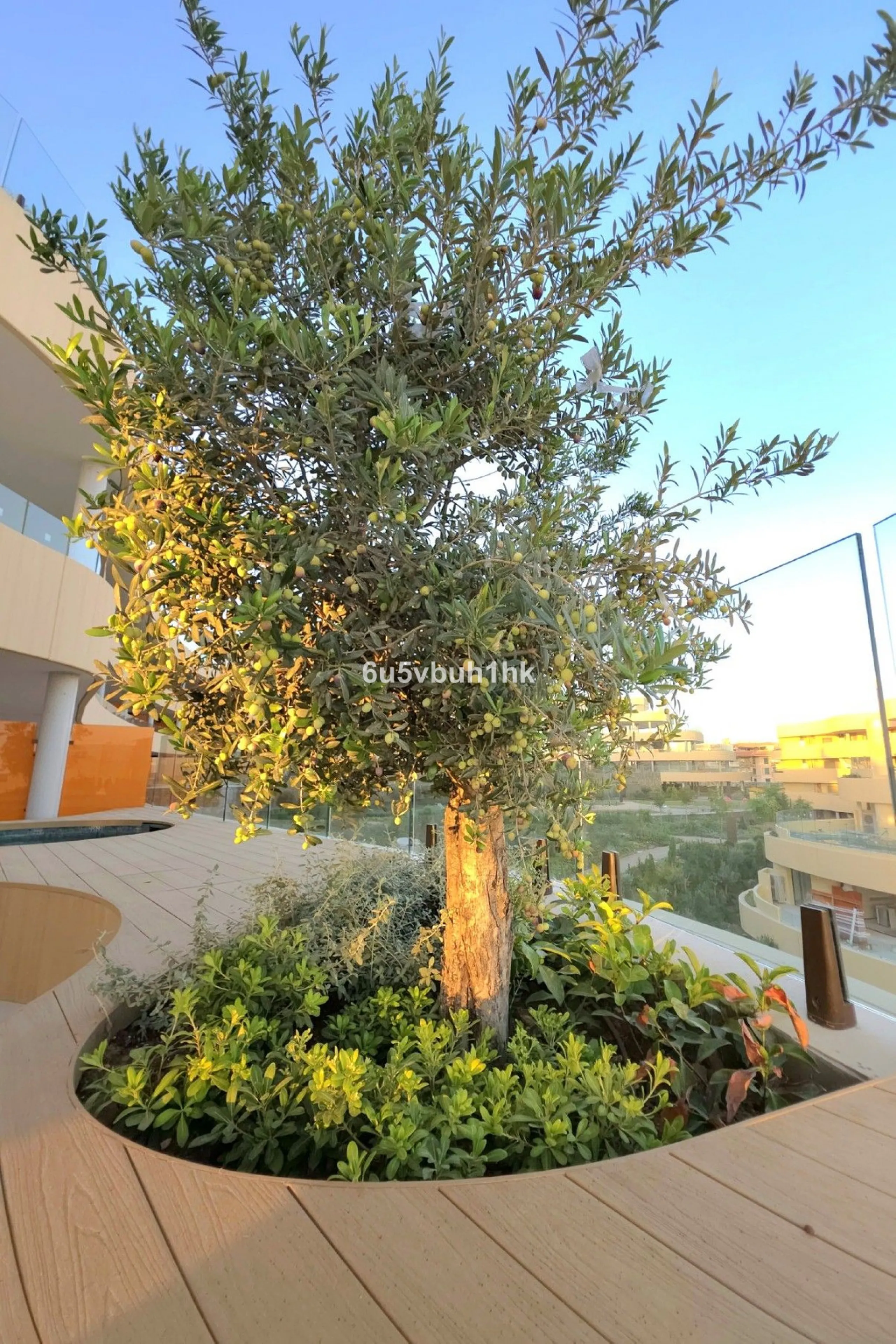 Apartment - Ground Floor Apartment в продаже в Fuengirola, Málaga. В доме 3 спален и 2 ванных комнат. Площадь дома 114 м²