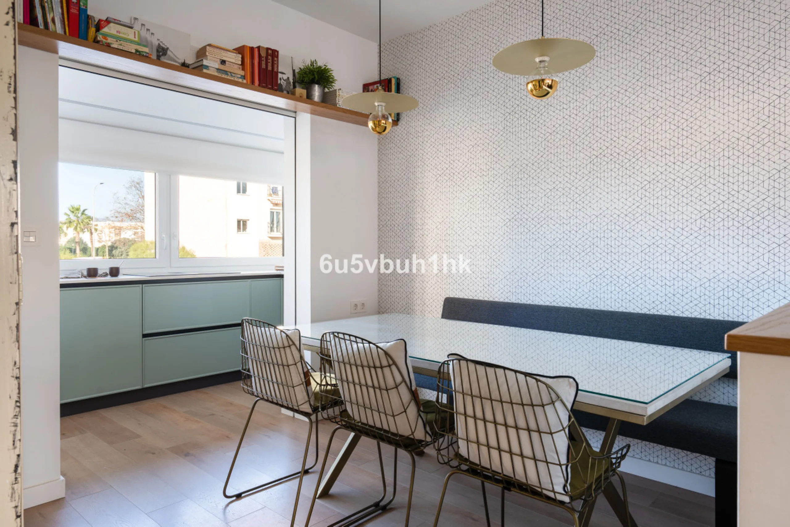Discover a rare opportunity to own two beautifully designed homes combined on one generous plot in the heart of Vélez-Málaga — complete with private parking, a swimming pool, extensive entertainment areas, and a substantial commercial premise generating €