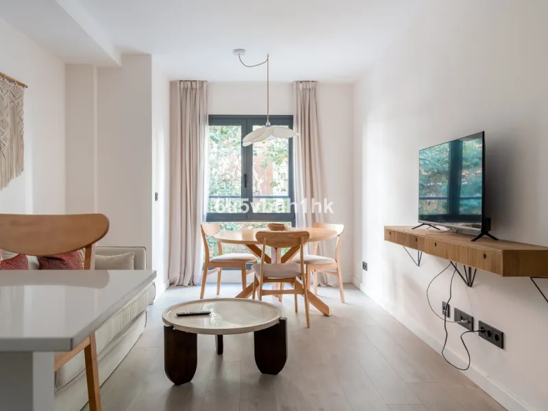 Apartment - Ground Floor Apartment в продаже в Málaga, Málaga. В доме 1 спален и 1 ванных комнат. Площадь дома 47 м²