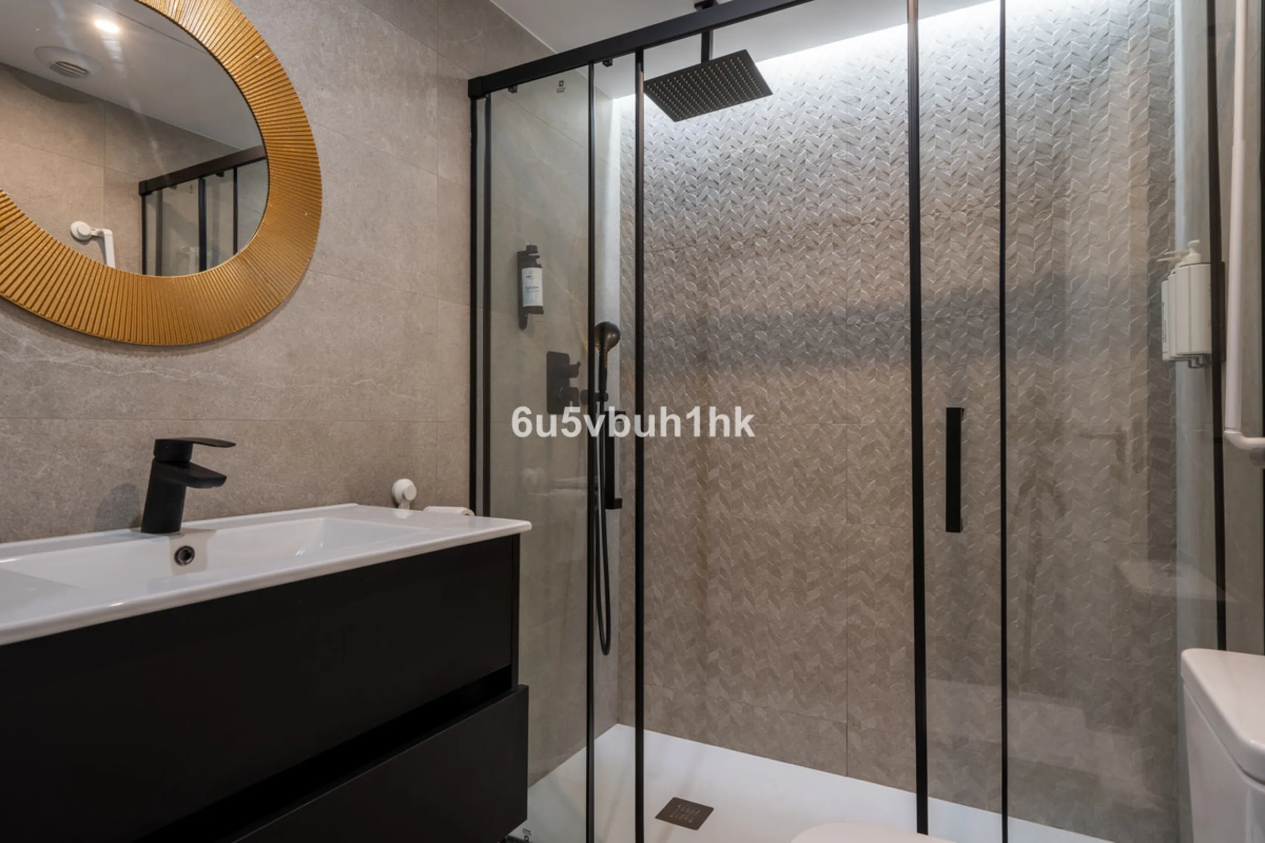 Apartment - Ground Floor Apartment в продаже в Málaga, Málaga. В доме 1 спален и 1 ванных комнат. Площадь дома 47 м²