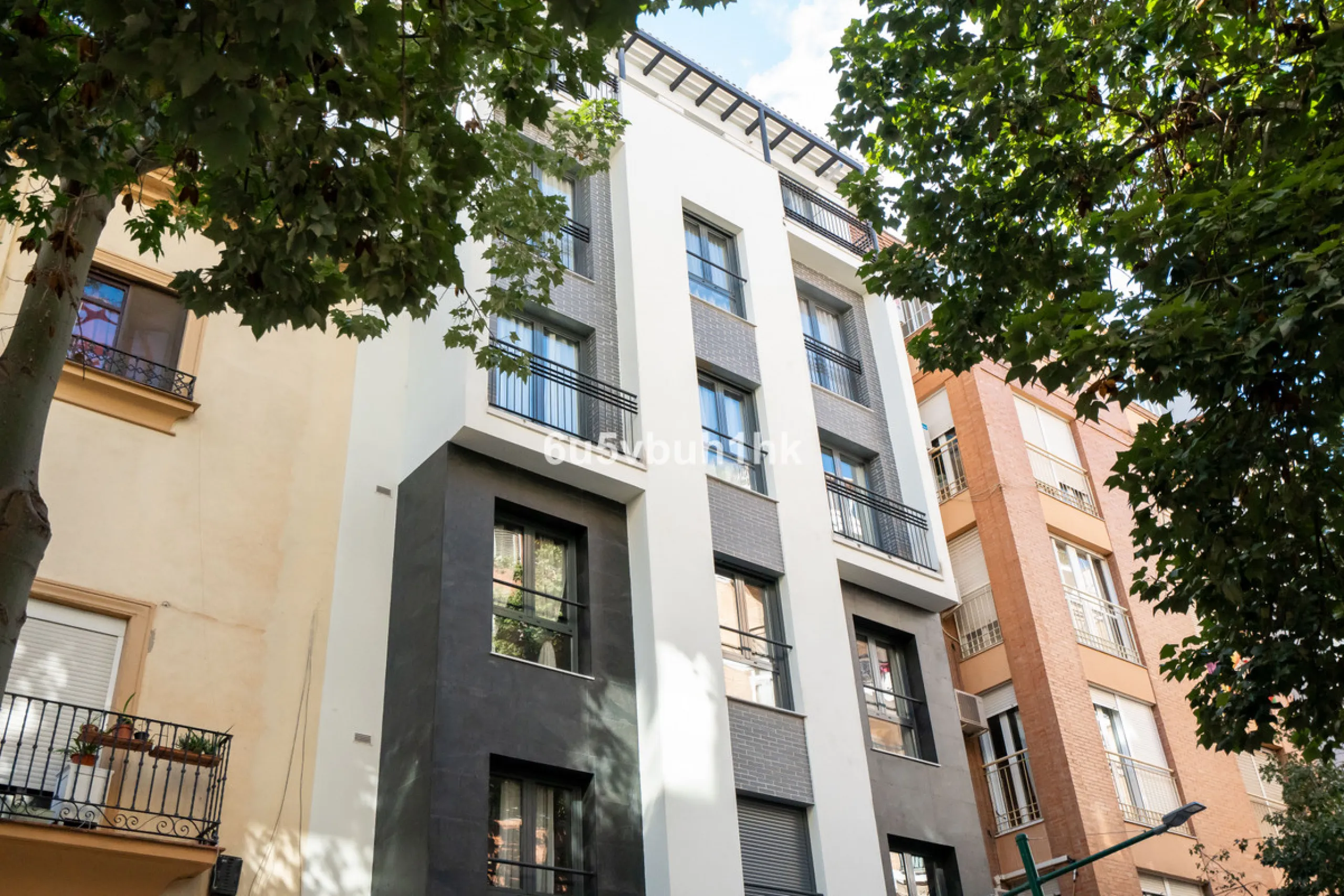 Apartment - Ground Floor Apartment в продаже в Málaga, Málaga. В доме 1 спален и 1 ванных комнат. Площадь дома 47 м²