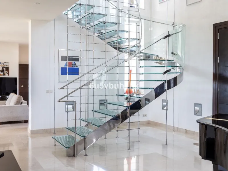 House - Detached Villa в продаже в Antequera, Málaga. В доме 5 спален и 5 ванных комнат. Площадь дома 643 м². Площадь участка 39428 м²