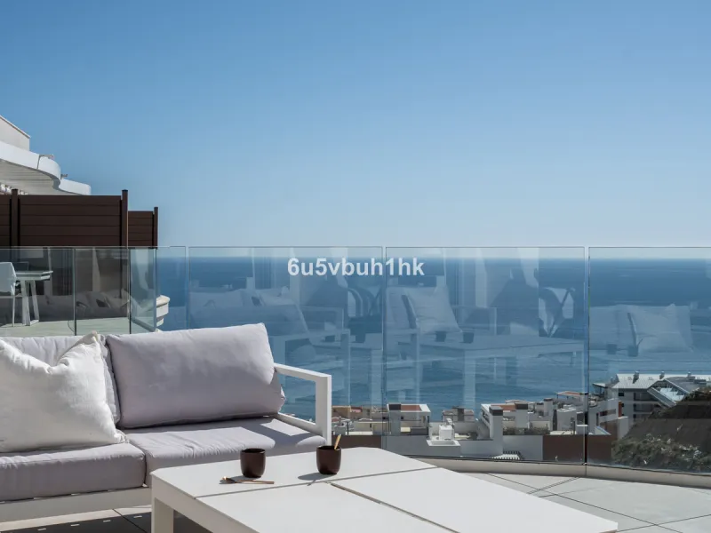 Apartment - Penthouse Duplex в продаже в Fuengirola, Málaga. В доме 3 спален и 2 ванных комнат. Площадь дома 96 м²