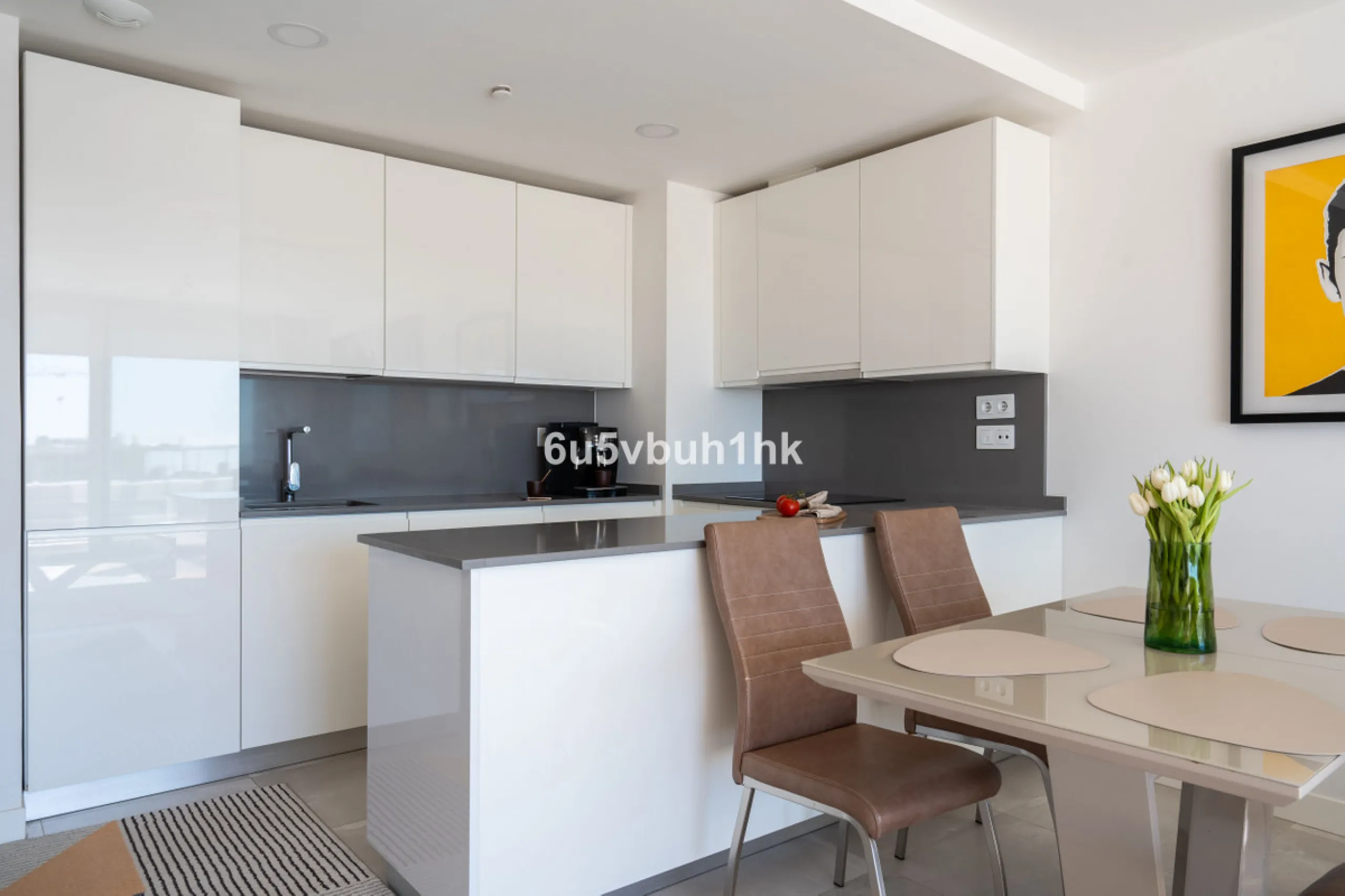 Apartment - Penthouse Duplex в продаже в Fuengirola, Málaga. В доме 3 спален и 2 ванных комнат. Площадь дома 96 м²