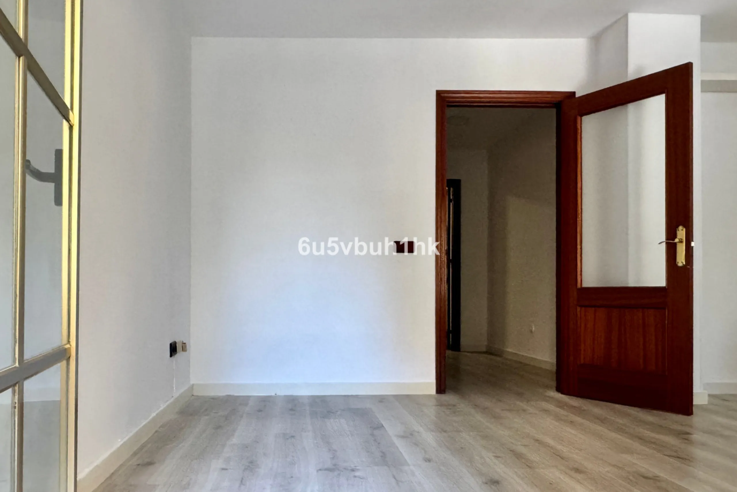 Apartment - Ground Floor Apartment в продаже в Málaga, Málaga. В доме 3 спален и 2 ванных комнат. Площадь дома 82 м²