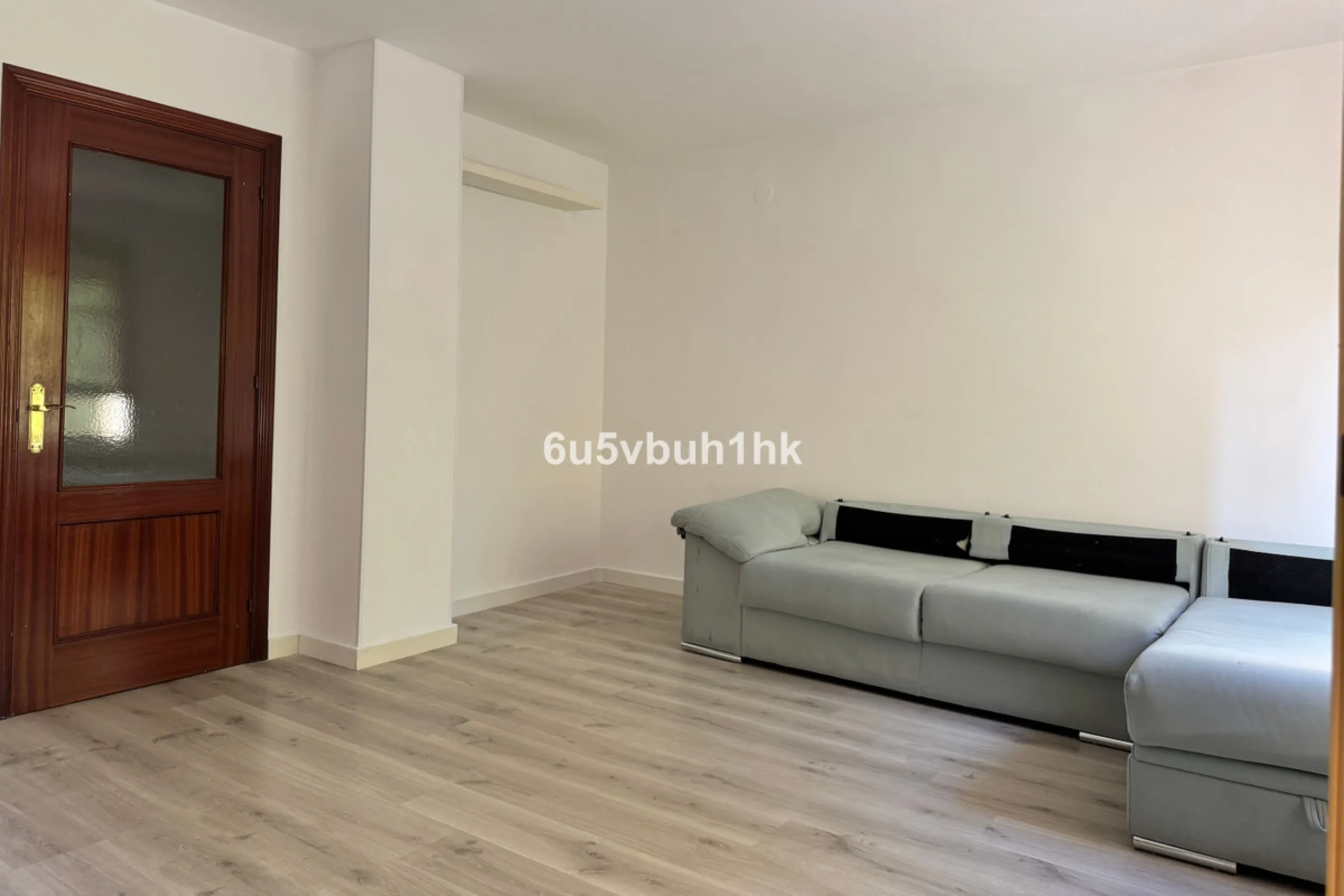 Apartment - Ground Floor Apartment в продаже в Málaga, Málaga. В доме 3 спален и 2 ванных комнат. Площадь дома 82 м²