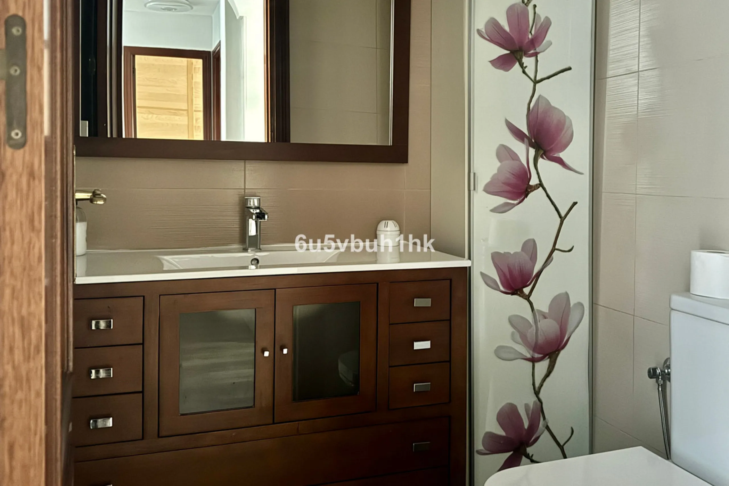 Apartment - Ground Floor Apartment в продаже в Málaga, Málaga. В доме 3 спален и 2 ванных комнат. Площадь дома 82 м²