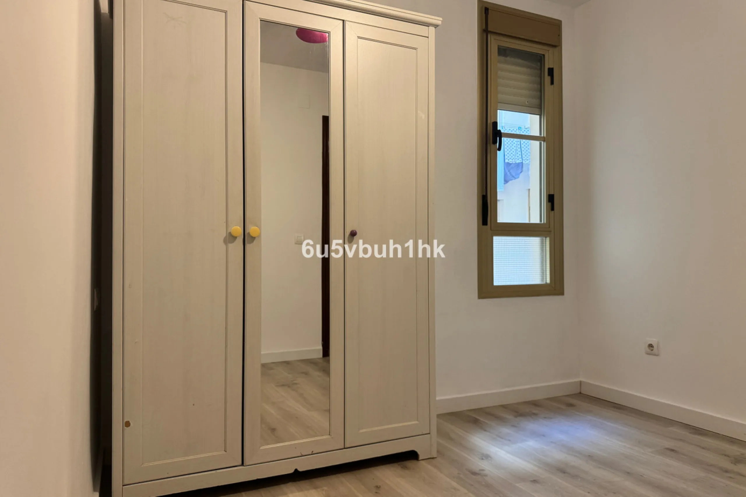Apartment - Ground Floor Apartment в продаже в Málaga, Málaga. В доме 3 спален и 2 ванных комнат. Площадь дома 82 м²