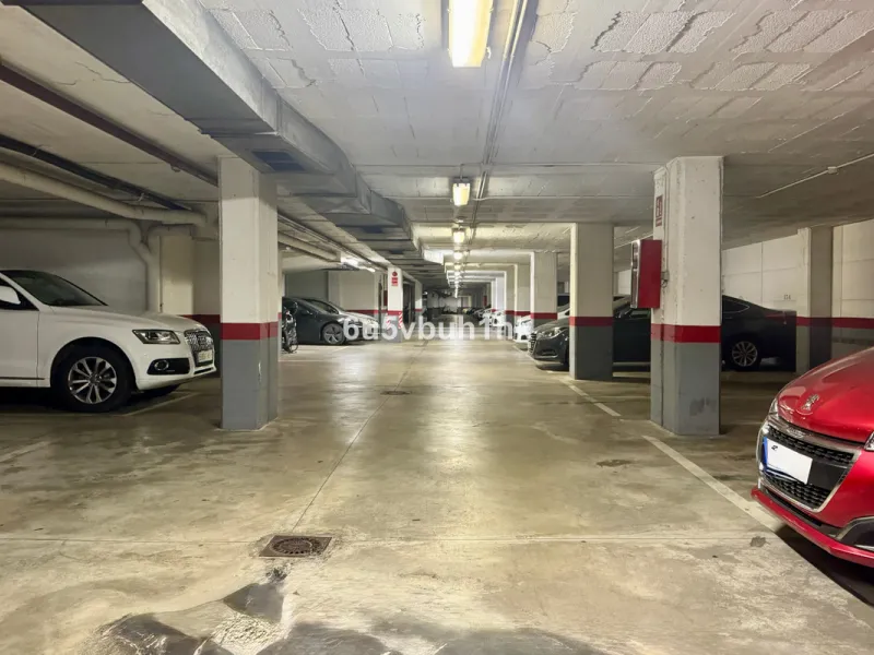 Apartment - Ground Floor Apartment в продаже в Málaga, Málaga. В доме 3 спален и 2 ванных комнат. Площадь дома 82 м²