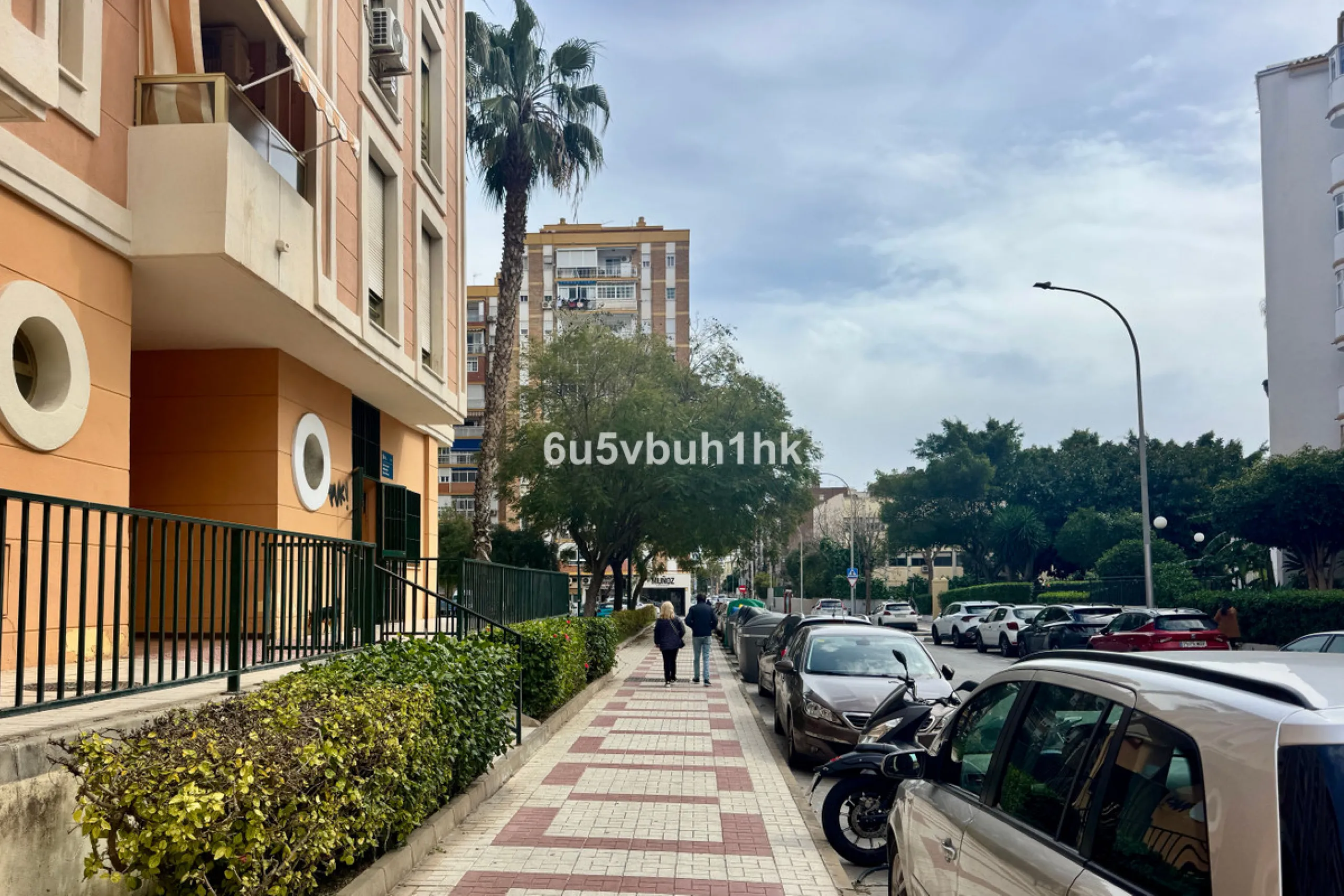 Apartment - Ground Floor Apartment в продаже в Málaga, Málaga. В доме 3 спален и 2 ванных комнат. Площадь дома 82 м²