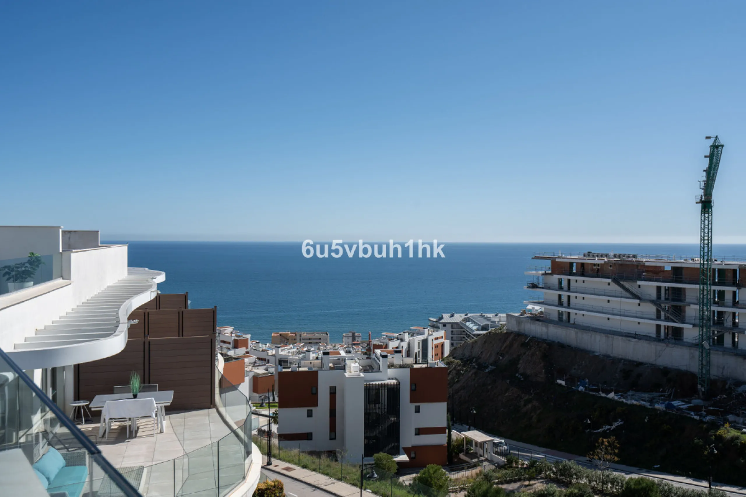 Apartment - Penthouse Duplex в продаже в Fuengirola, Málaga. В доме 3 спален и 2 ванных комнат. Площадь дома 96 м²