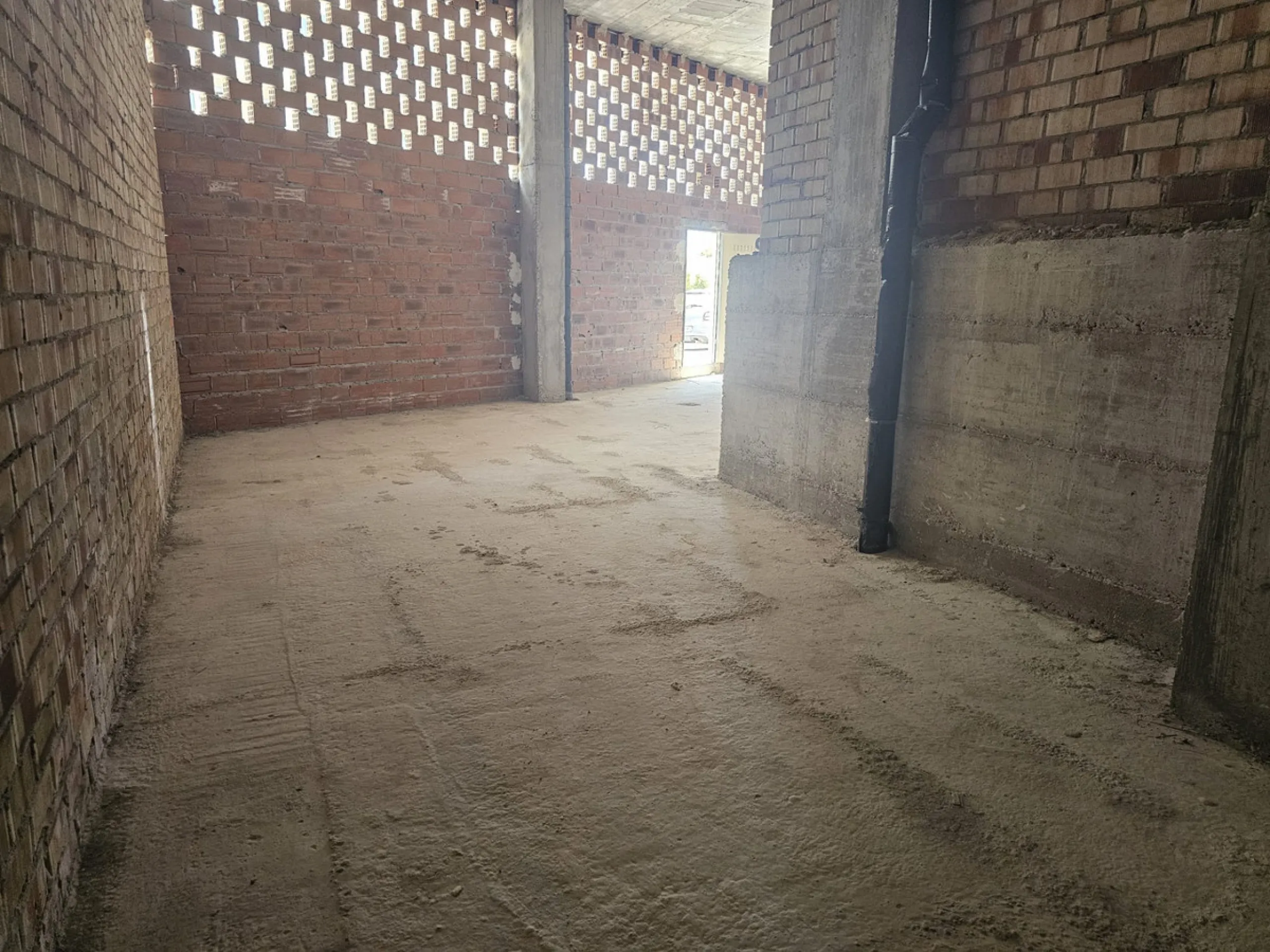 Commercial Premises for Rent in the Exclusive MARE Complex – Center of San Pedro Alcántara