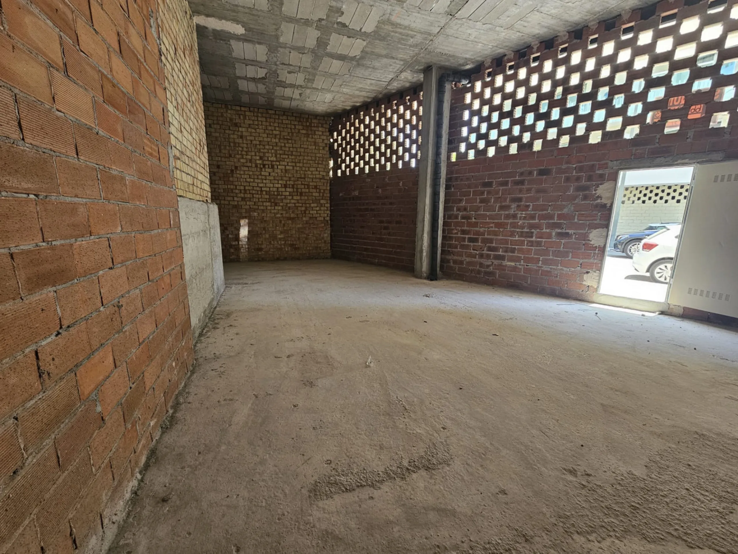 Commercial Premises for Rent in the Exclusive MARE Complex – Center of San Pedro Alcántara