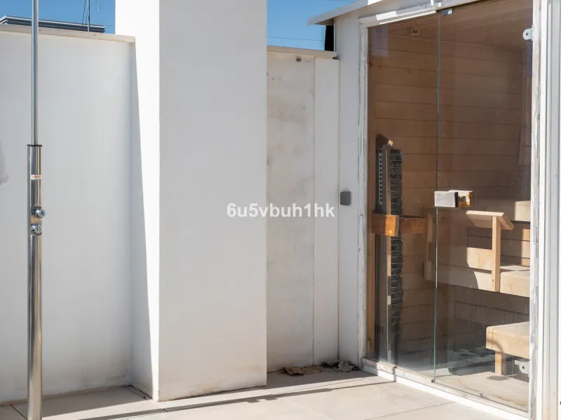 Apartment - Penthouse Duplex в продаже в Fuengirola, Málaga. В доме 3 спален и 2 ванных комнат. Площадь дома 96 м²
