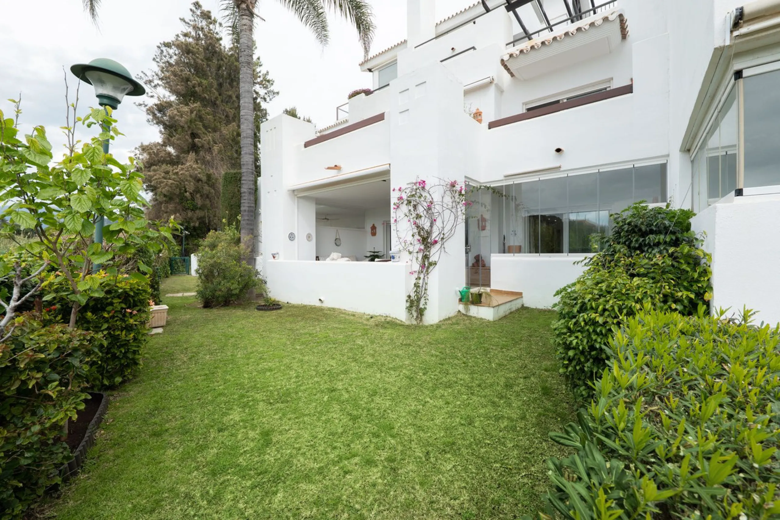 Spacious Turnkey Apartment with Large Terrace and Private Garden