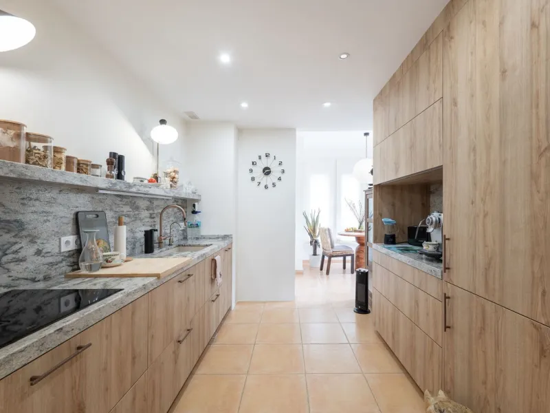 Spacious Turnkey Apartment with Large Terrace and Private Garden