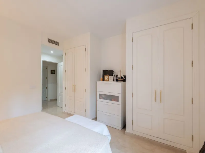 Spacious Turnkey Apartment with Large Terrace and Private Garden