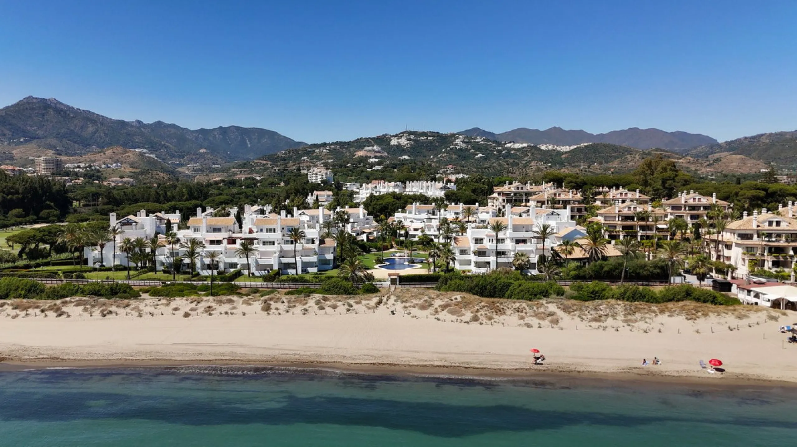 Spacious Turnkey Apartment with Large Terrace and Private Garden
