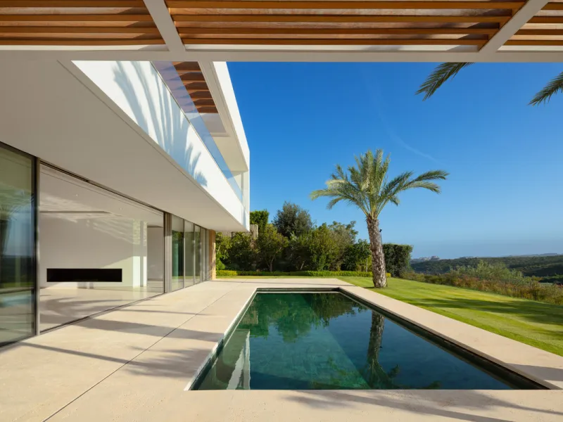 House - Detached Villa в продаже в Casares, Málaga. В доме 5 спален и 7 ванных комнат. Площадь дома 713 м². Площадь участка 1888 м²