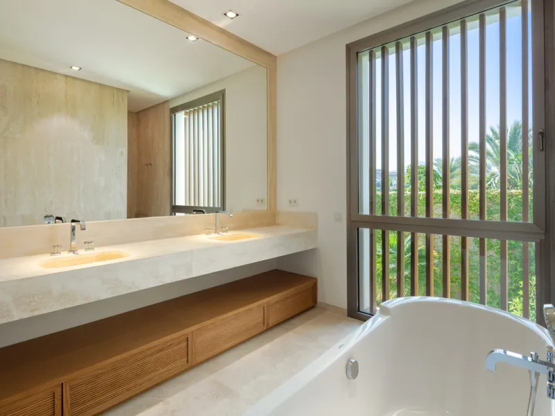 House - Detached Villa в продаже в Casares, Málaga. В доме 5 спален и 7 ванных комнат. Площадь дома 713 м². Площадь участка 1888 м²