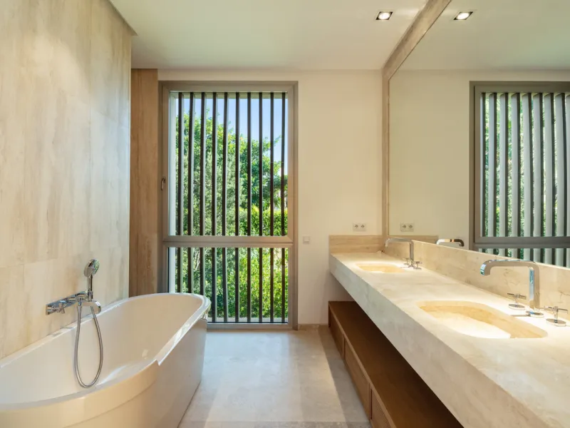 House - Detached Villa в продаже в Casares, Málaga. В доме 5 спален и 7 ванных комнат. Площадь дома 713 м². Площадь участка 1888 м²