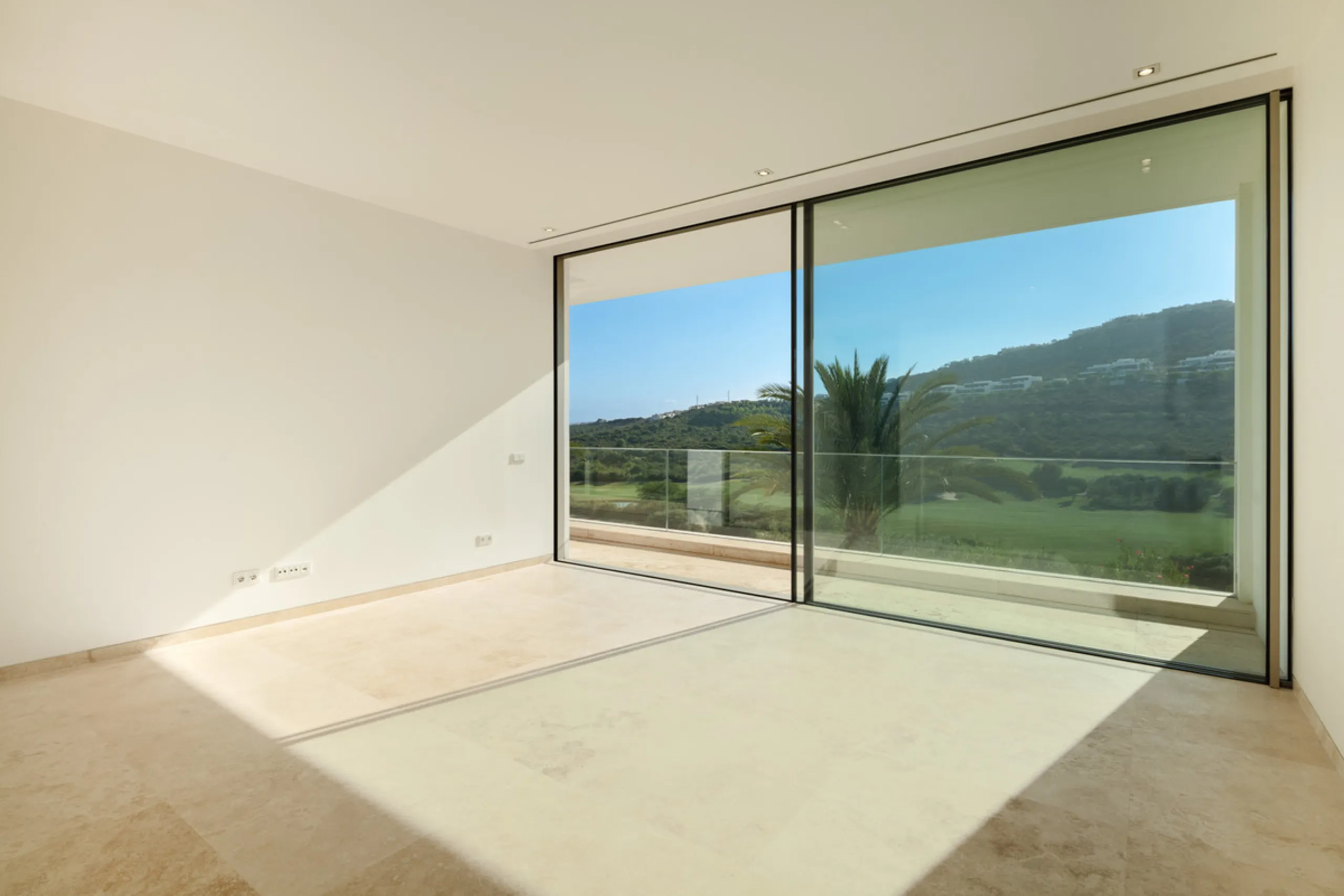 House - Detached Villa в продаже в Casares, Málaga. В доме 5 спален и 7 ванных комнат. Площадь дома 713 м². Площадь участка 1888 м²