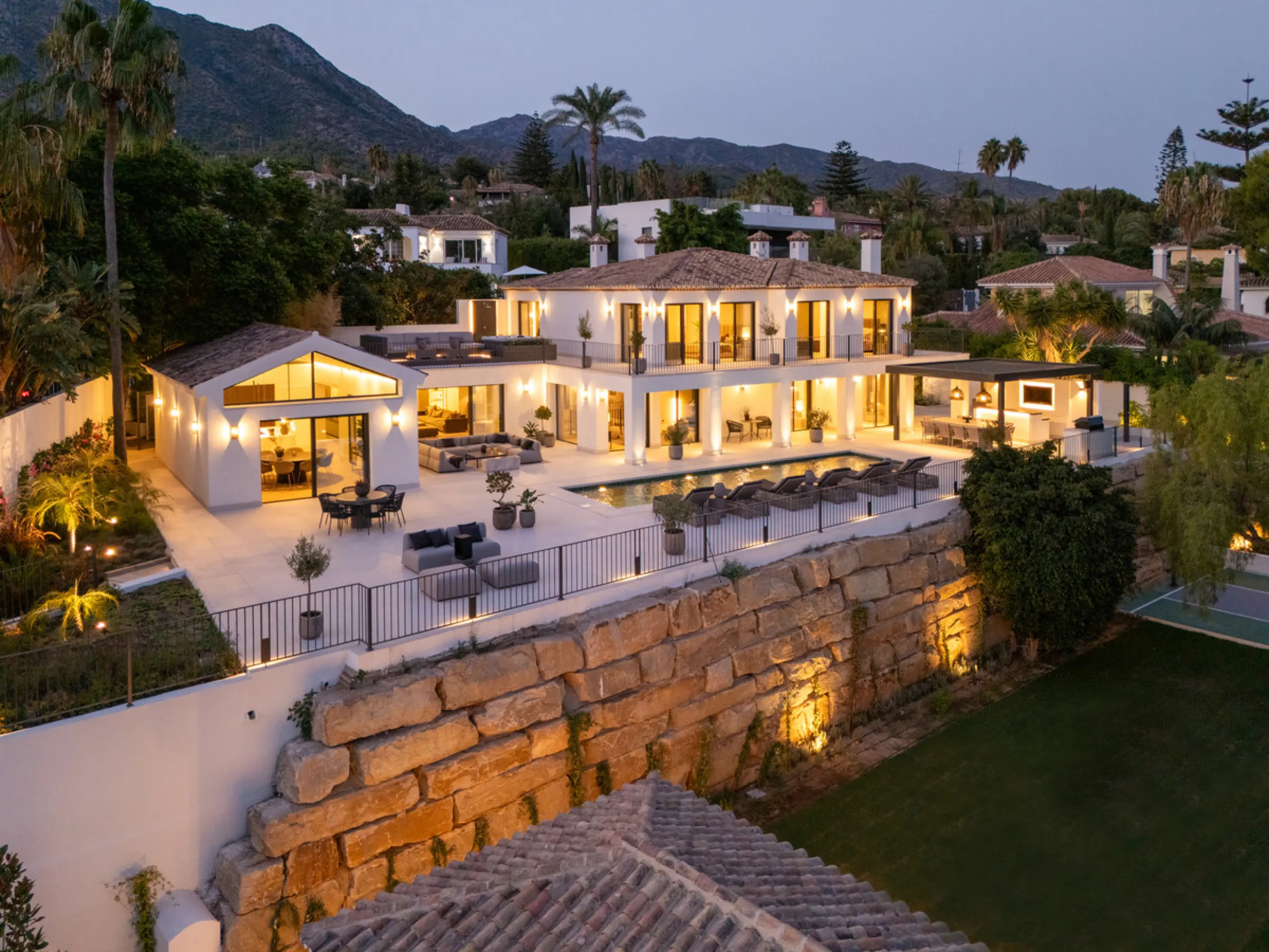 Villa Rocío is a fully renovated Andalusian-style residence located in Rocío de Nagüeles on Marbella's prestigious Golden Mile. Set on a 1,965m² south-facing plot beneath La Concha, the property enjoys open views of the Mediterranean. Modernised in 2025, 