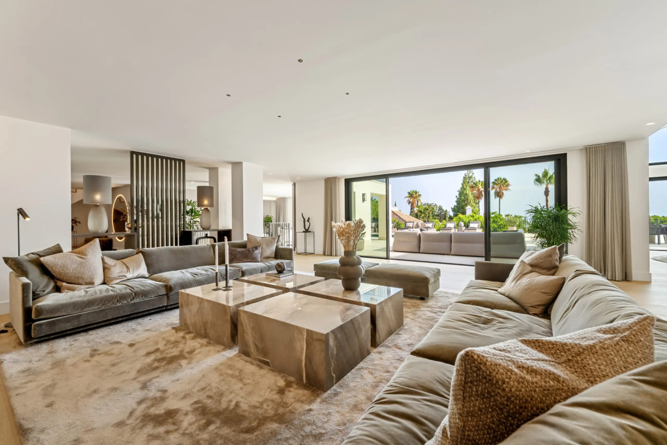 Villa Rocío is a fully renovated Andalusian-style residence located in Rocío de Nagüeles on Marbella's prestigious Golden Mile. Set on a 1,965m² south-facing plot beneath La Concha, the property enjoys open views of the Mediterranean. Modernised in 2025, 