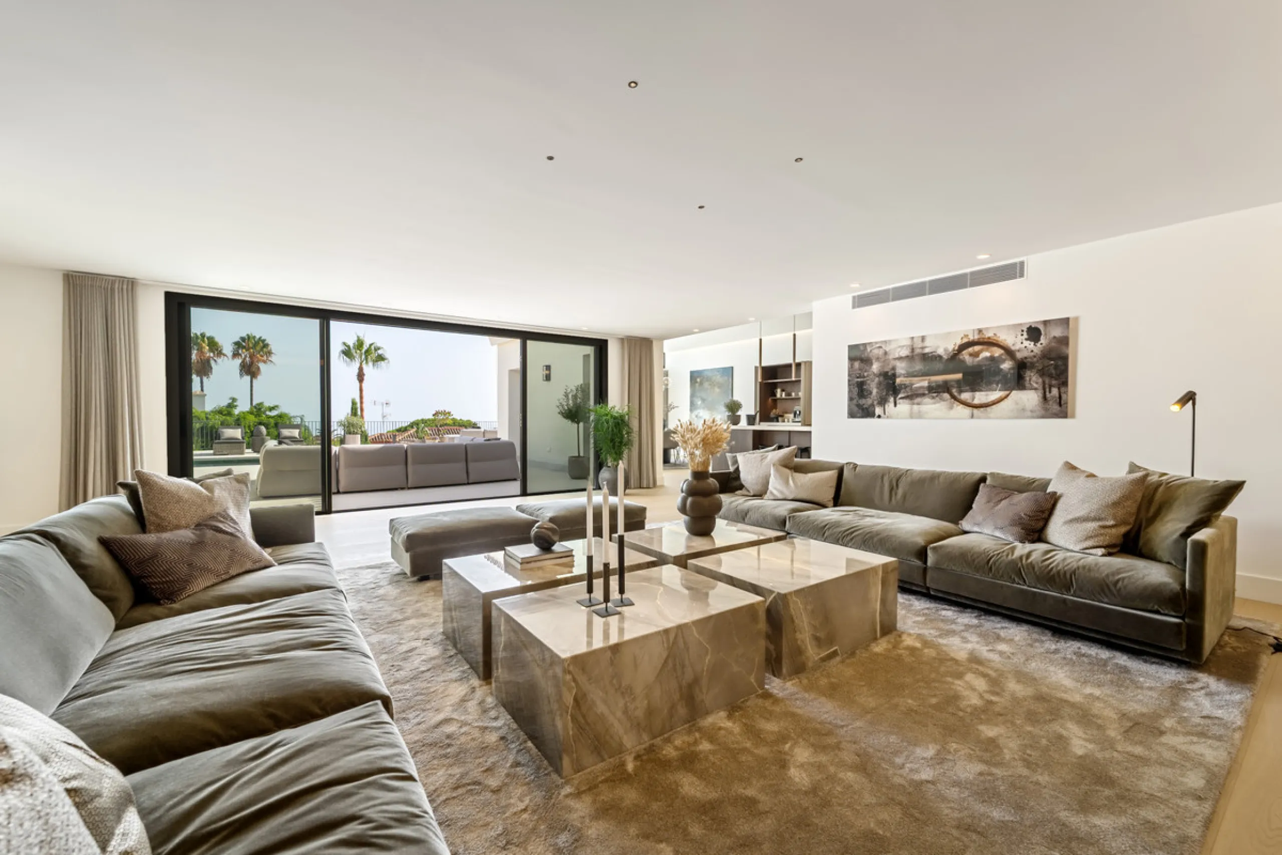 Villa Rocío is a fully renovated Andalusian-style residence located in Rocío de Nagüeles on Marbella's prestigious Golden Mile. Set on a 1,965m² south-facing plot beneath La Concha, the property enjoys open views of the Mediterranean. Modernised in 2025, 