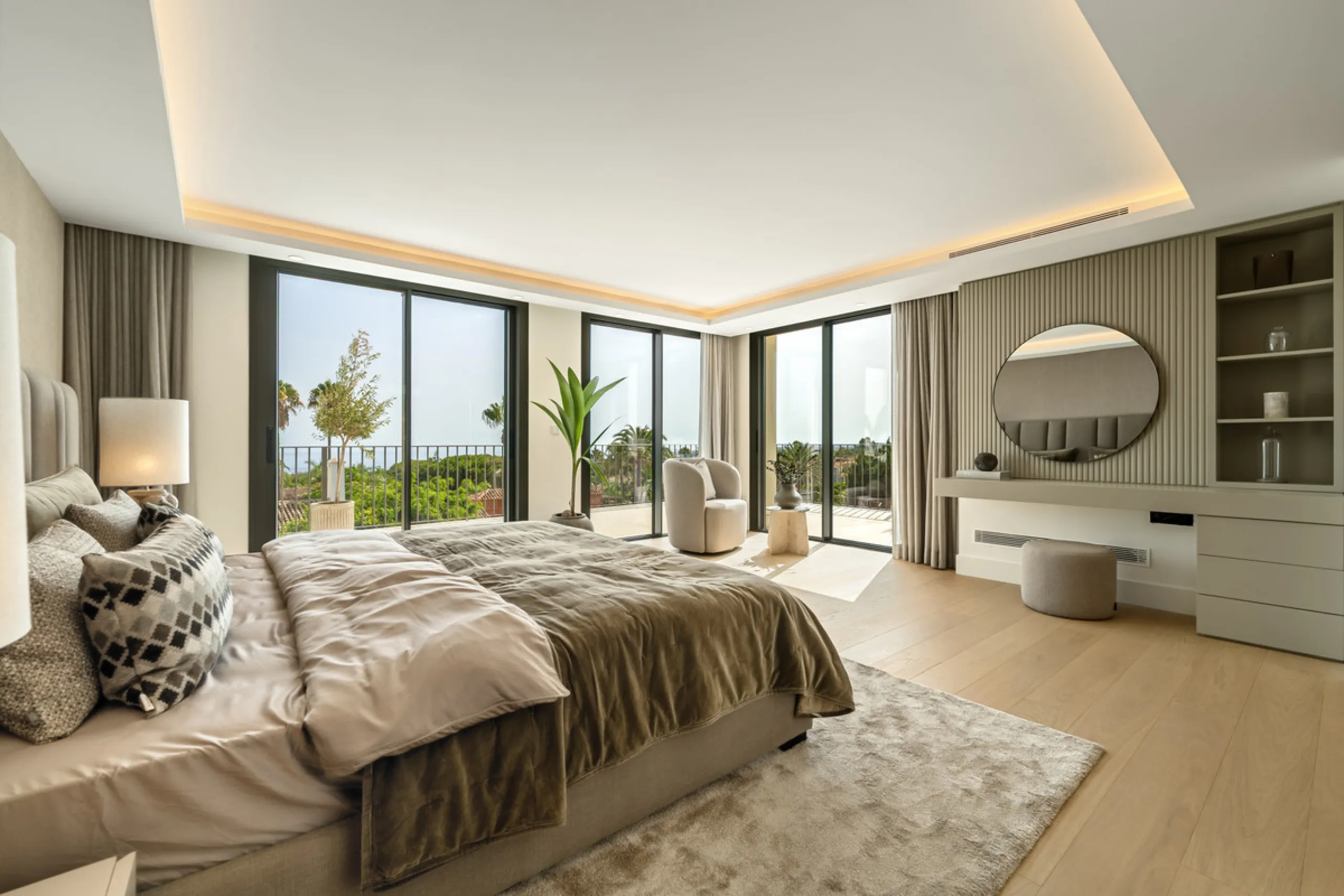 Villa Rocío is a fully renovated Andalusian-style residence located in Rocío de Nagüeles on Marbella's prestigious Golden Mile. Set on a 1,965m² south-facing plot beneath La Concha, the property enjoys open views of the Mediterranean. Modernised in 2025, 