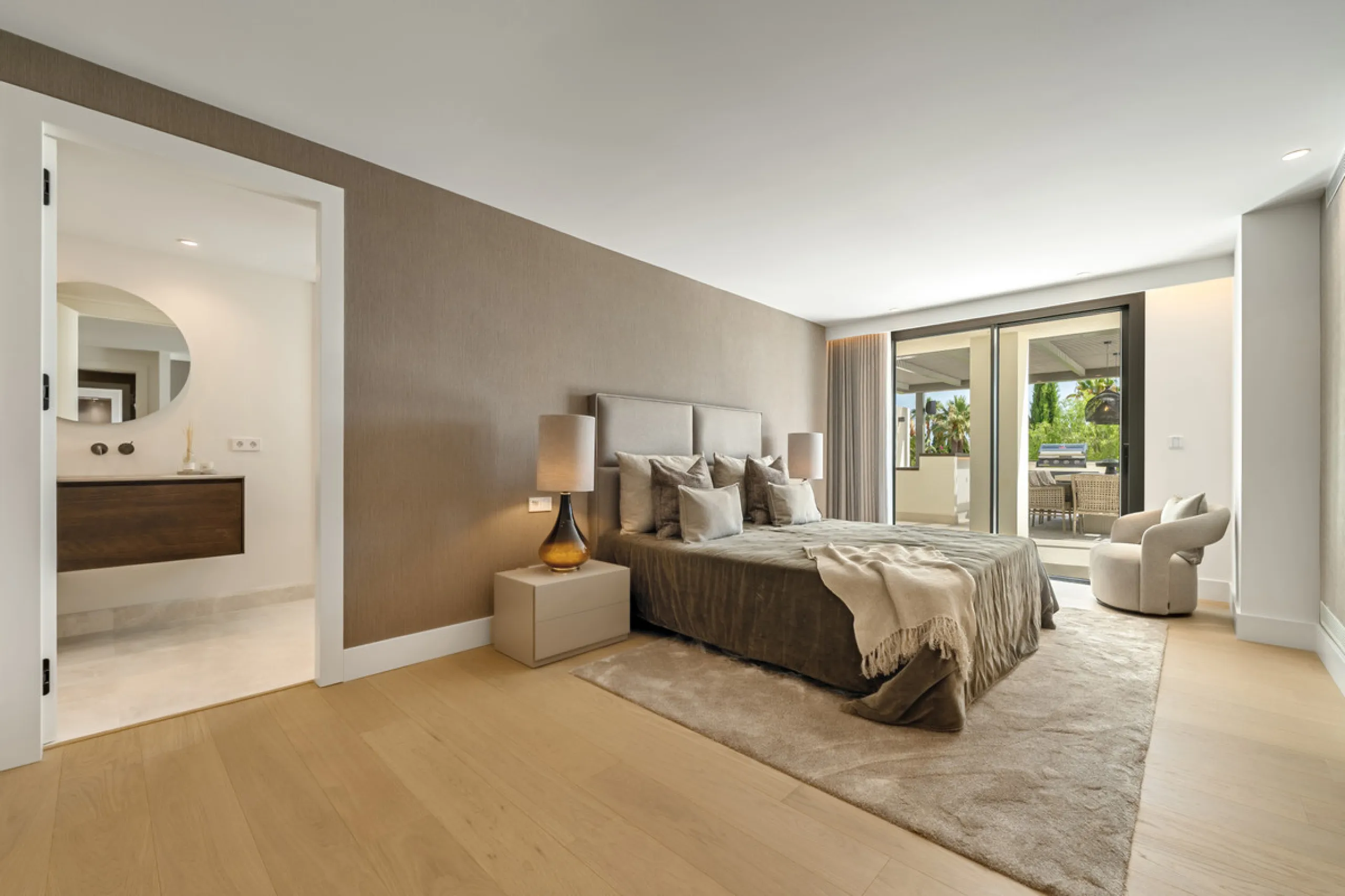 Villa Rocío is a fully renovated Andalusian-style residence located in Rocío de Nagüeles on Marbella's prestigious Golden Mile. Set on a 1,965m² south-facing plot beneath La Concha, the property enjoys open views of the Mediterranean. Modernised in 2025, 