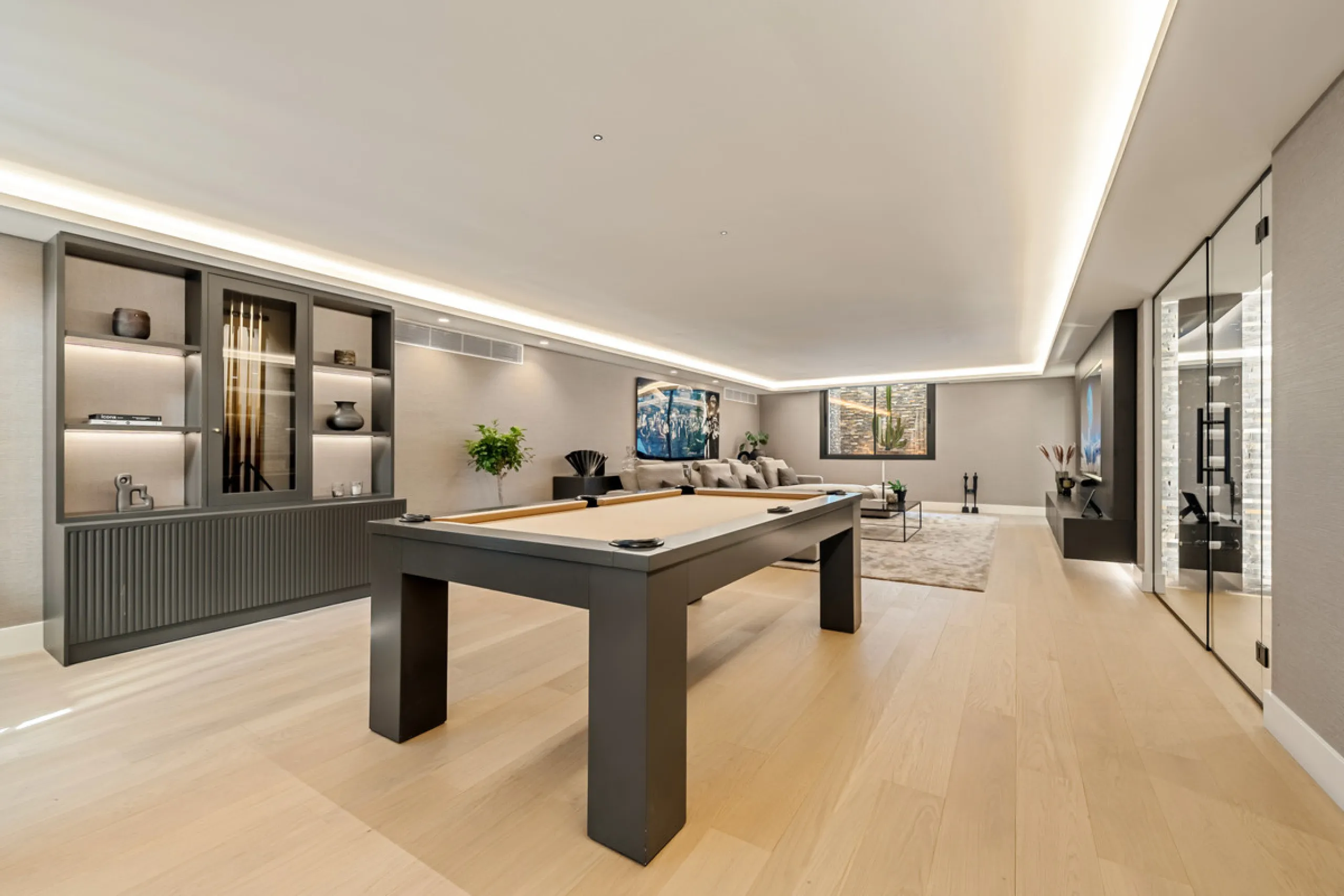 Villa Rocío is a fully renovated Andalusian-style residence located in Rocío de Nagüeles on Marbella's prestigious Golden Mile. Set on a 1,965m² south-facing plot beneath La Concha, the property enjoys open views of the Mediterranean. Modernised in 2025, 