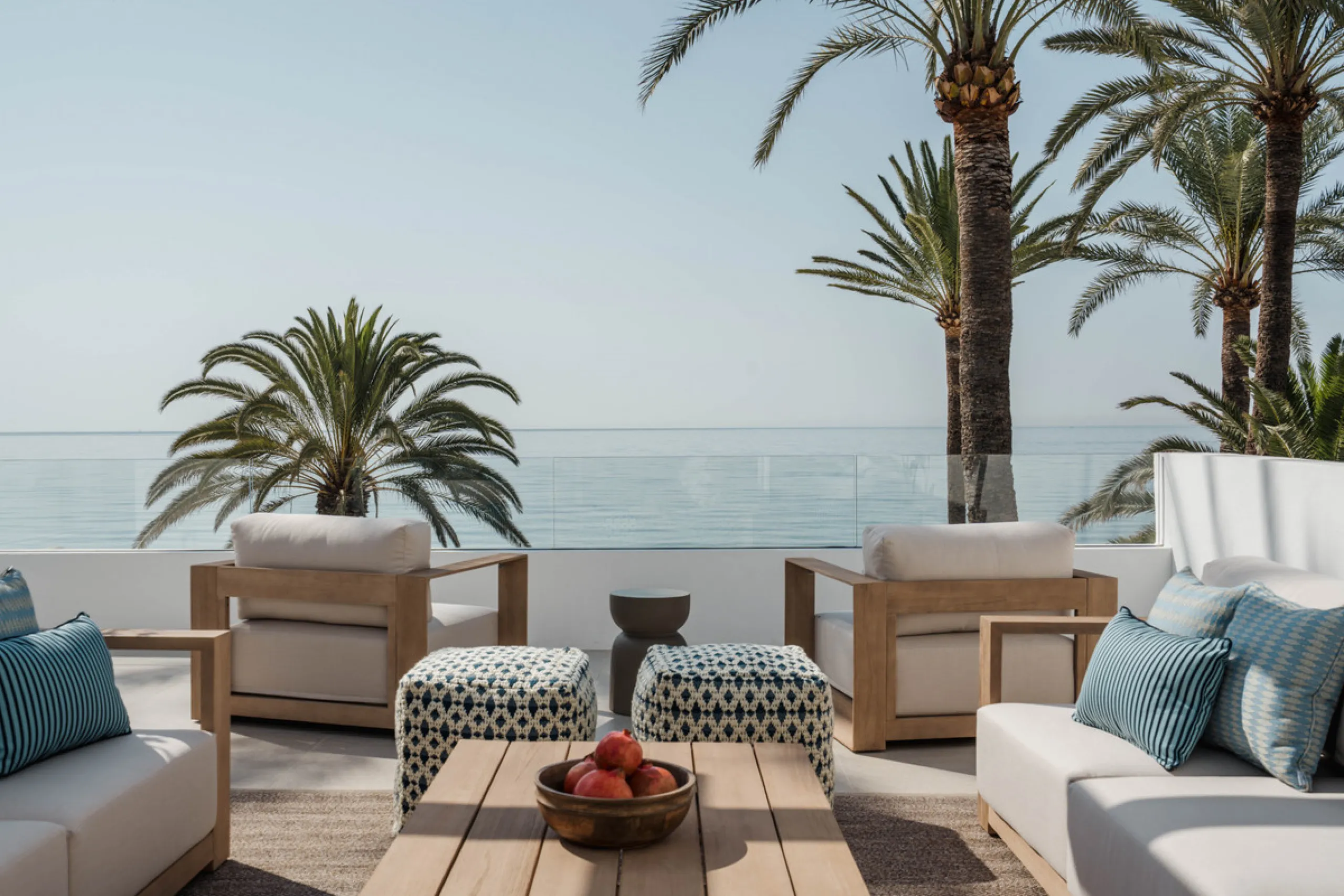 House - Semi-Detached House в продаже в Marbella, Málaga. В доме 3 спален и 4 ванных комнат. Площадь дома 194 м². Площадь участка 201 м²