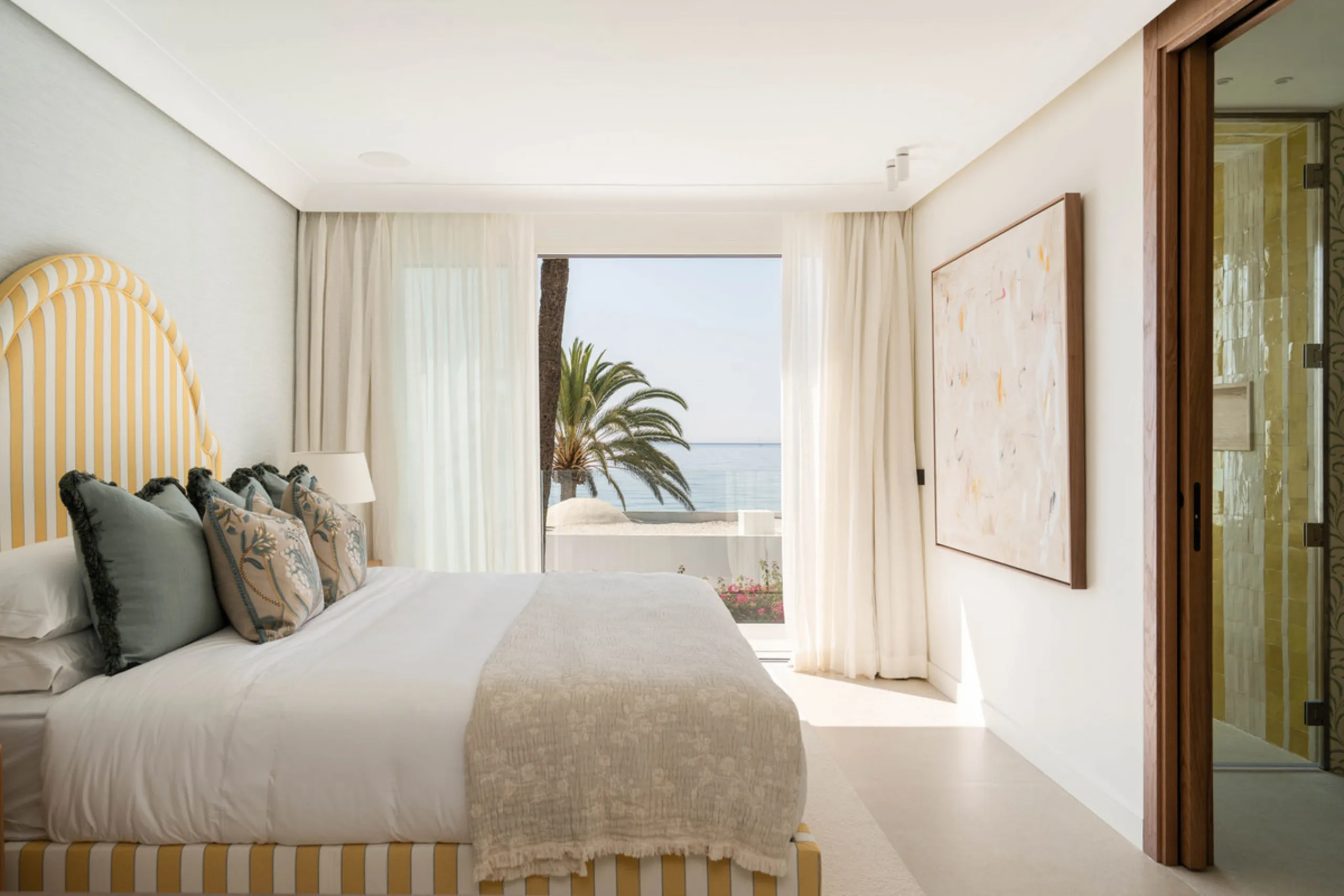House - Semi-Detached House в продаже в Marbella, Málaga. В доме 3 спален и 4 ванных комнат. Площадь дома 194 м². Площадь участка 201 м²