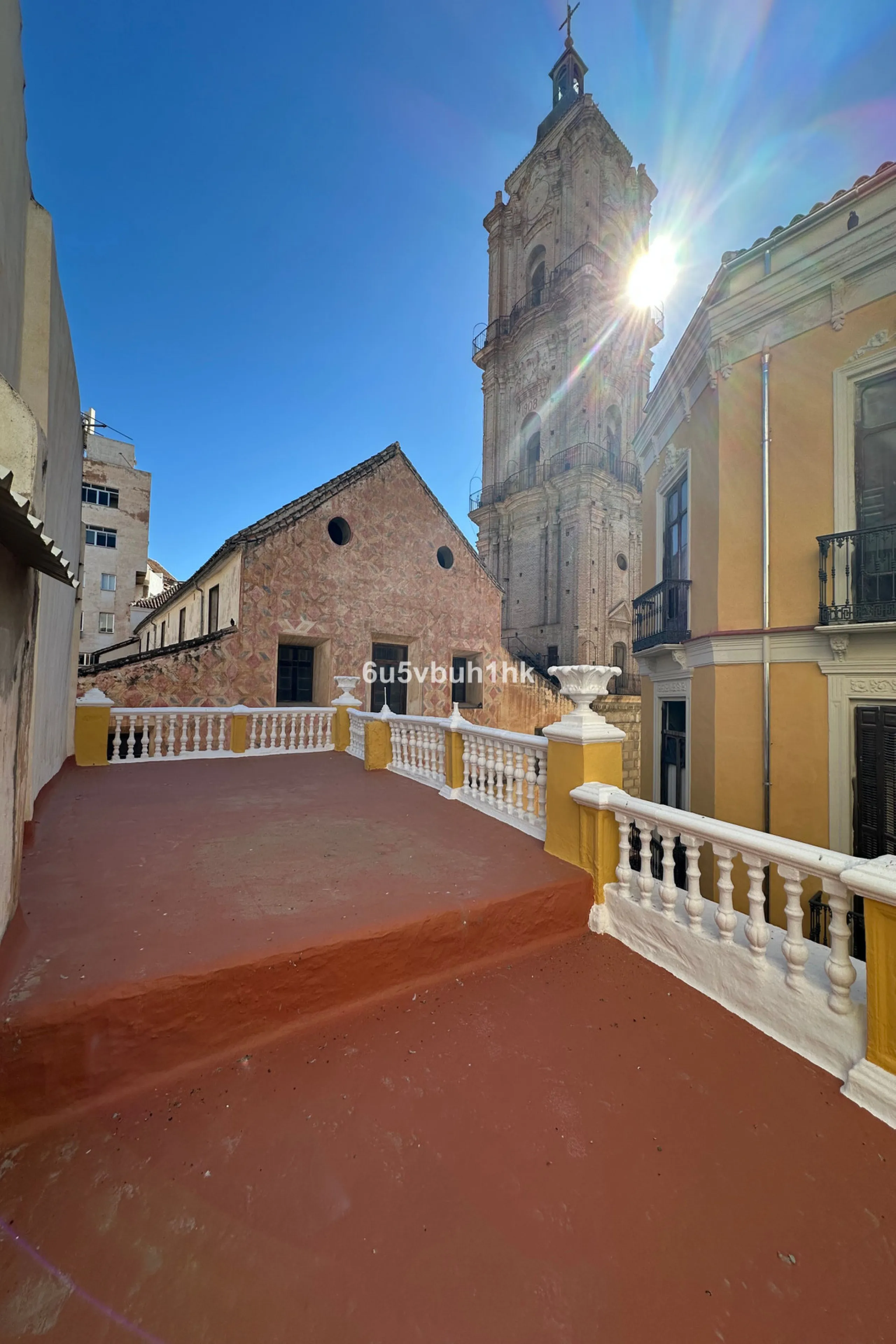Located on one of the most picturesque streets in Málaga's historic centre, Calle San Juan, this characterful building offers a rare combination of immediate income and exceptional development potential. With its rooftop overlooking the magnificent tower 
