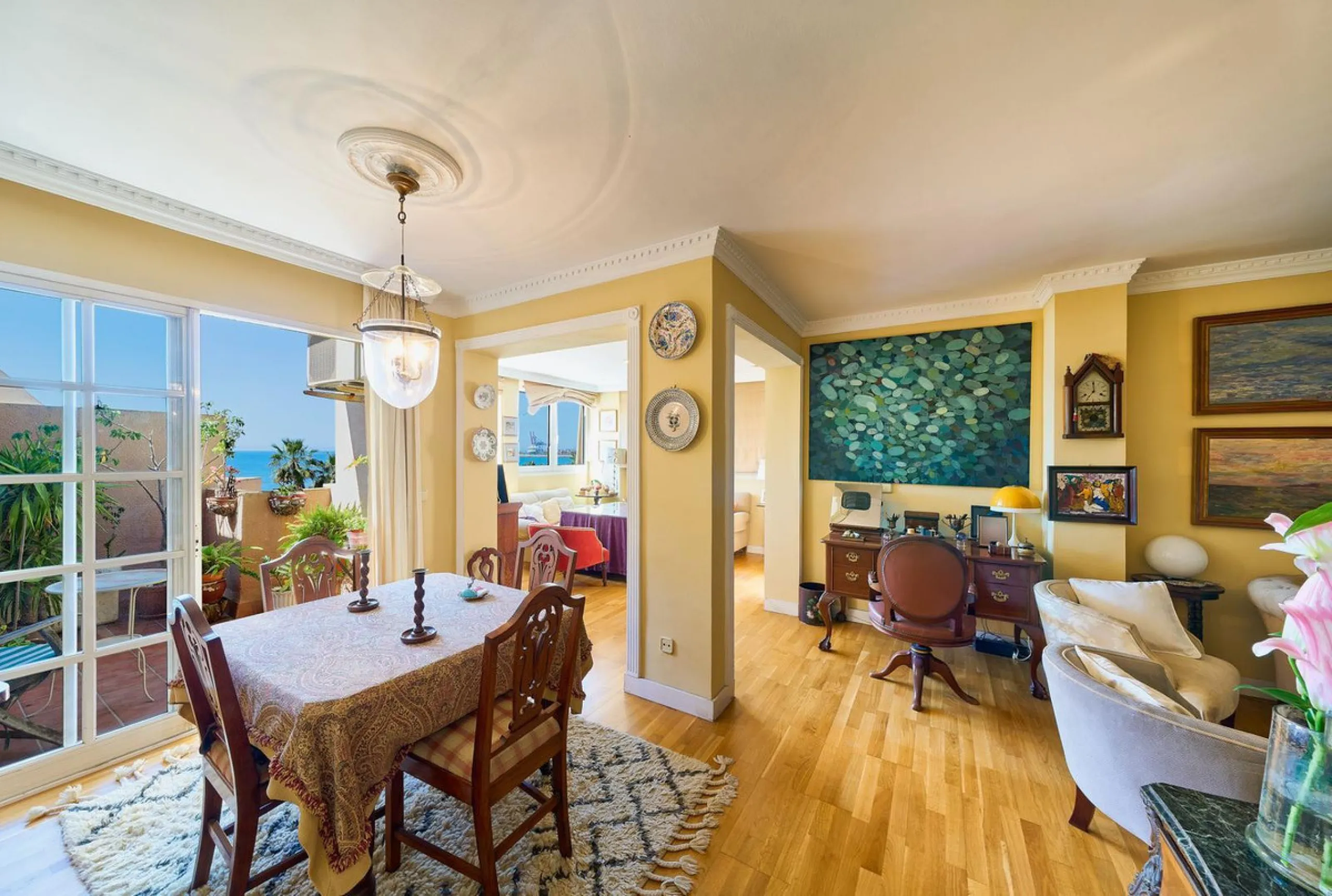 This stunning 3-bedroom, 2-bathroom penthouse is perfectly positioned on the beachfront in one of Málaga's most exclusive and tranquil areas — Malagueta–Monte Sancha. Offering uninterrupted sea views, this residence captures the very essence of Mediterran