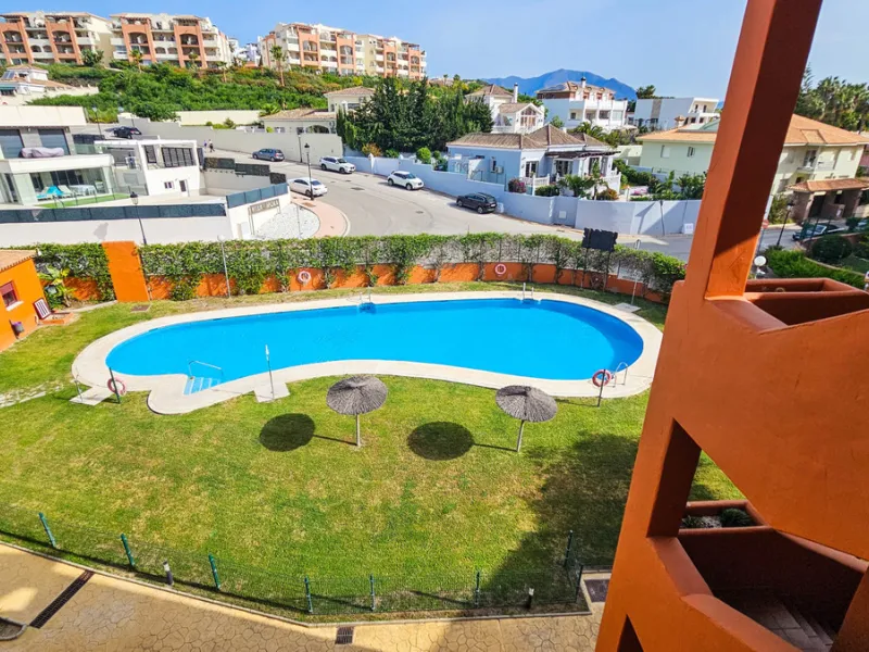 Penthouse with Panoramic Sea Views in La Duquesa, Manilva