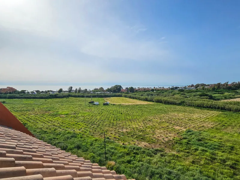 Penthouse with Panoramic Sea Views in La Duquesa, Manilva