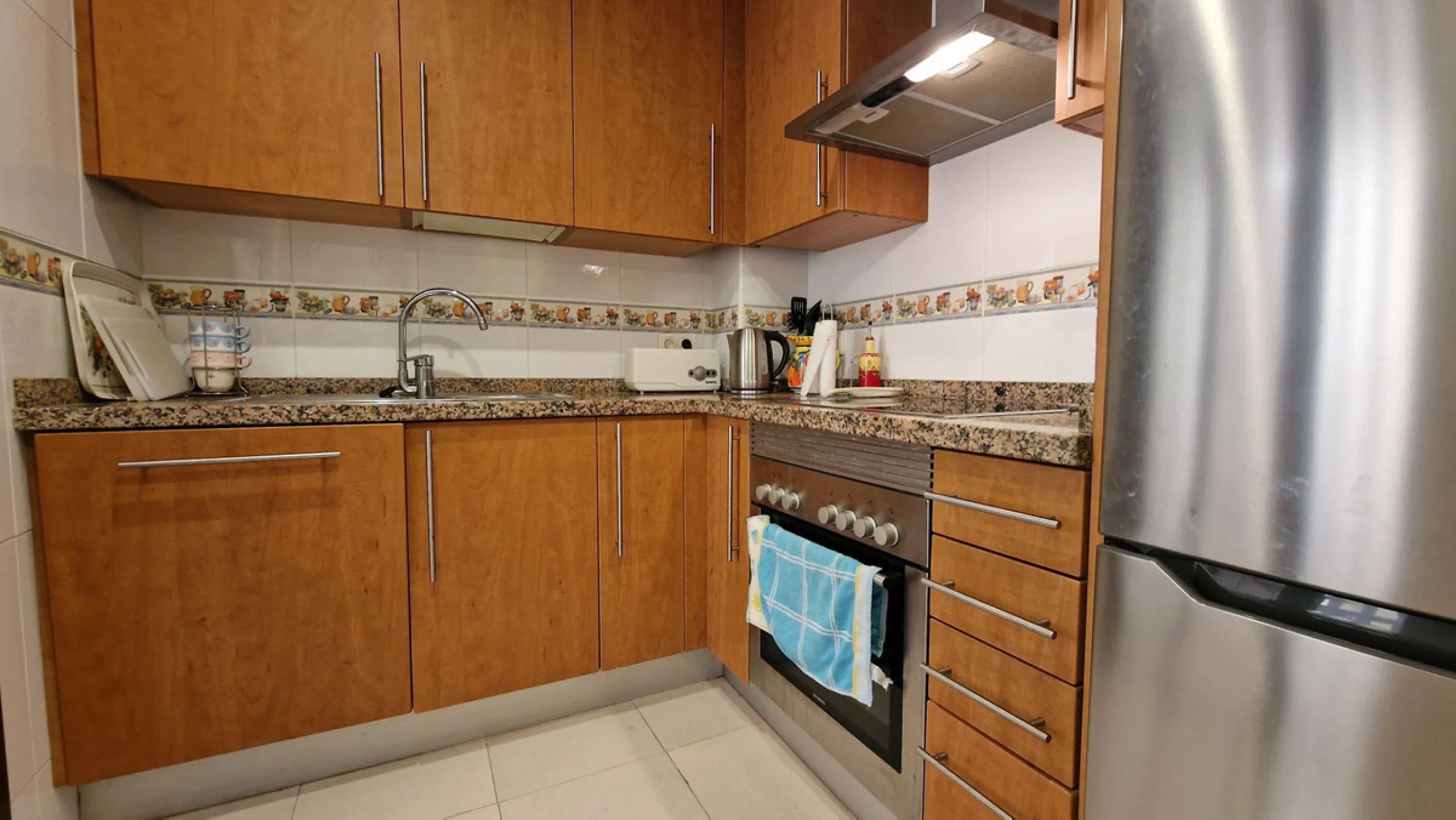 Apartment - Ground Floor Apartment в продаже в Manilva, Málaga. В доме 3 спален и 2 ванных комнат. Площадь дома 107 м²