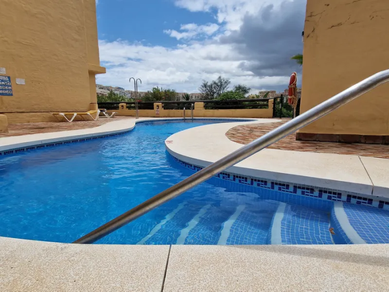 Apartment - Ground Floor Apartment в продаже в Manilva, Málaga. В доме 3 спален и 2 ванных комнат. Площадь дома 107 м²