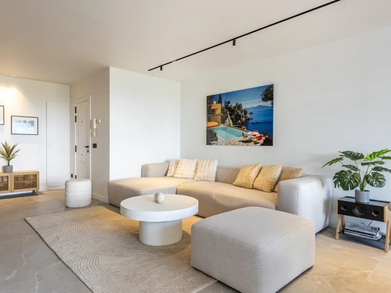 Duplex Penthouse with Panoramic Sea & Golf Views – Urb. Altos de La Quinta