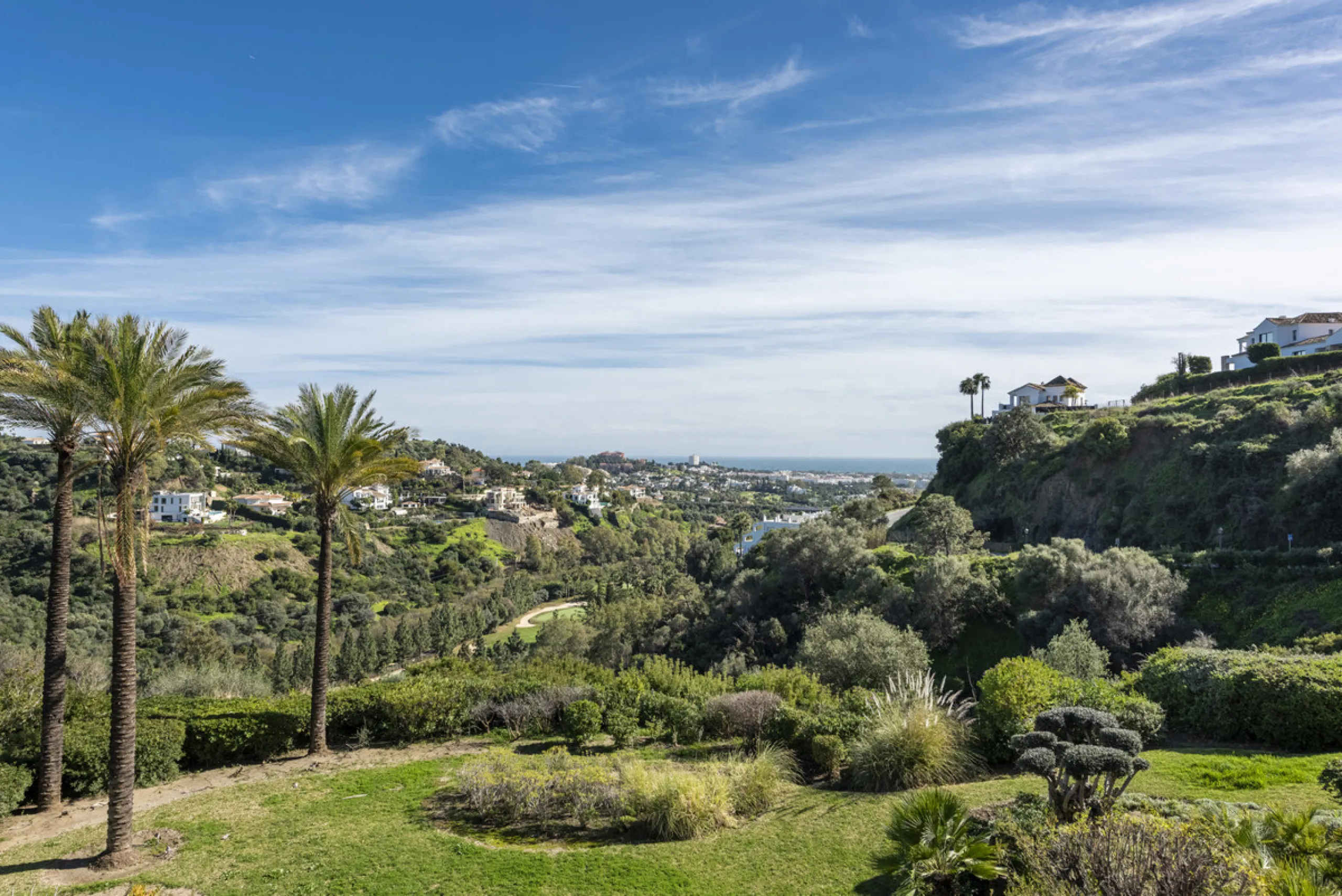 Duplex Penthouse with Panoramic Sea & Golf Views – Urb. Altos de La Quinta