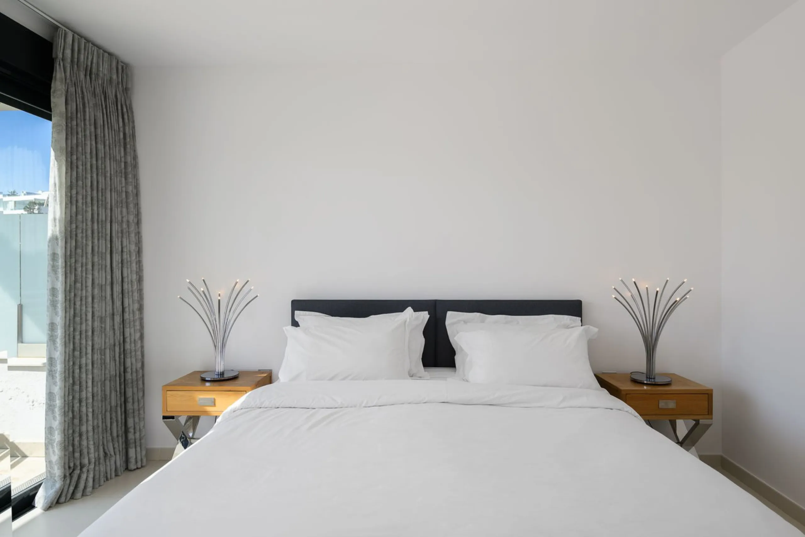 House - Townhouse в продаже в Marbella, Málaga. В доме 3 спален и 3 ванных комнат. Площадь дома 250 м². Площадь участка 20 м²
