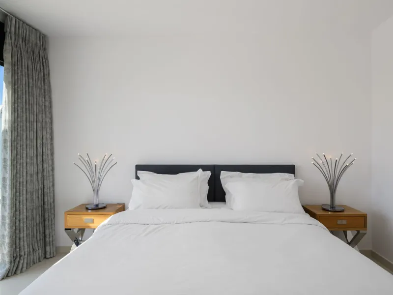 House - Townhouse в продаже в Marbella, Málaga. В доме 3 спален и 3 ванных комнат. Площадь дома 250 м². Площадь участка 20 м²