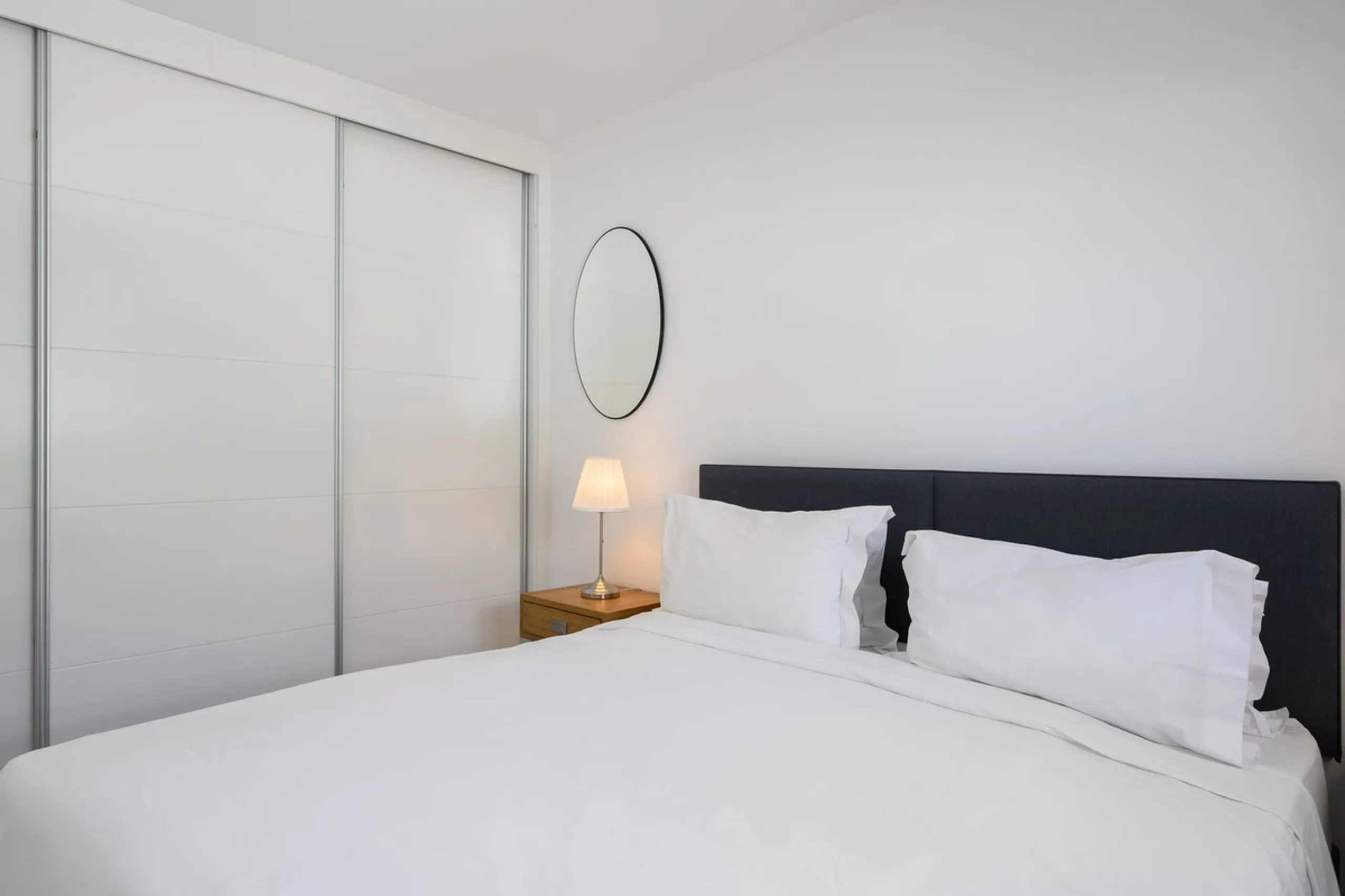 House - Townhouse в продаже в Marbella, Málaga. В доме 3 спален и 3 ванных комнат. Площадь дома 250 м². Площадь участка 20 м²