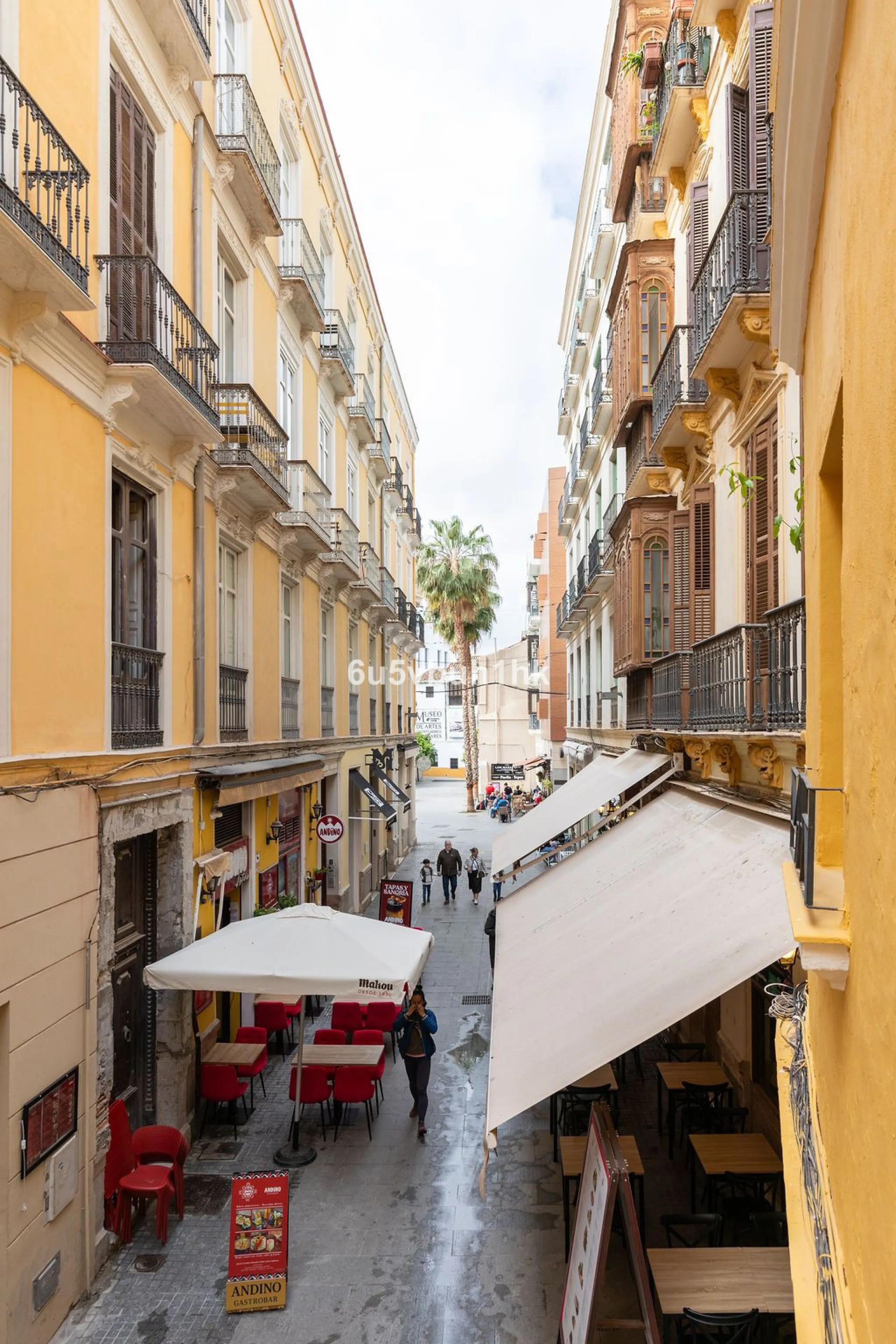 Located on one of the most picturesque streets in Málaga's historic centre, Calle San Juan, this characterful building offers a rare combination of immediate income and exceptional development potential. With its rooftop overlooking the magnificent tower 