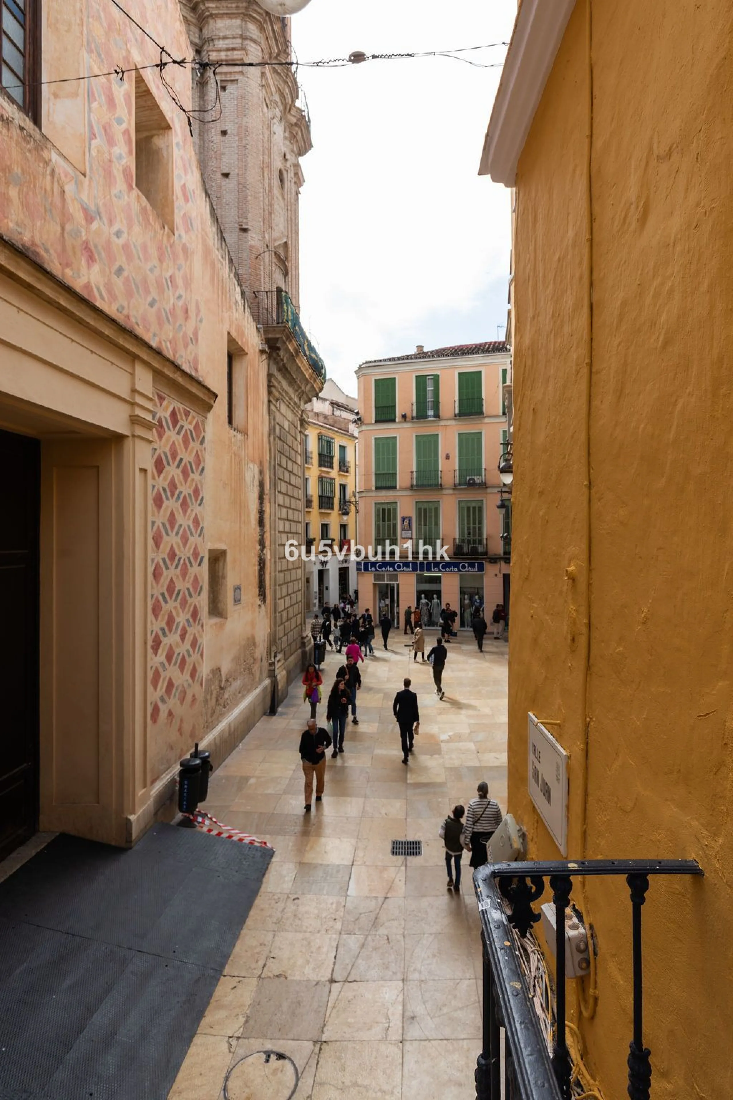 Located on one of the most picturesque streets in Málaga's historic centre, Calle San Juan, this characterful building offers a rare combination of immediate income and exceptional development potential. With its rooftop overlooking the magnificent tower 