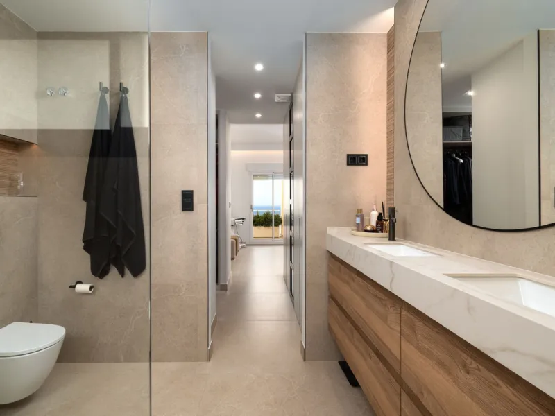 Exclusive 4-Bedroom Luxury Penthouse in Golf Resort Torrequebrada. Totally renovated with elegant and modern design, panoramic sea views.