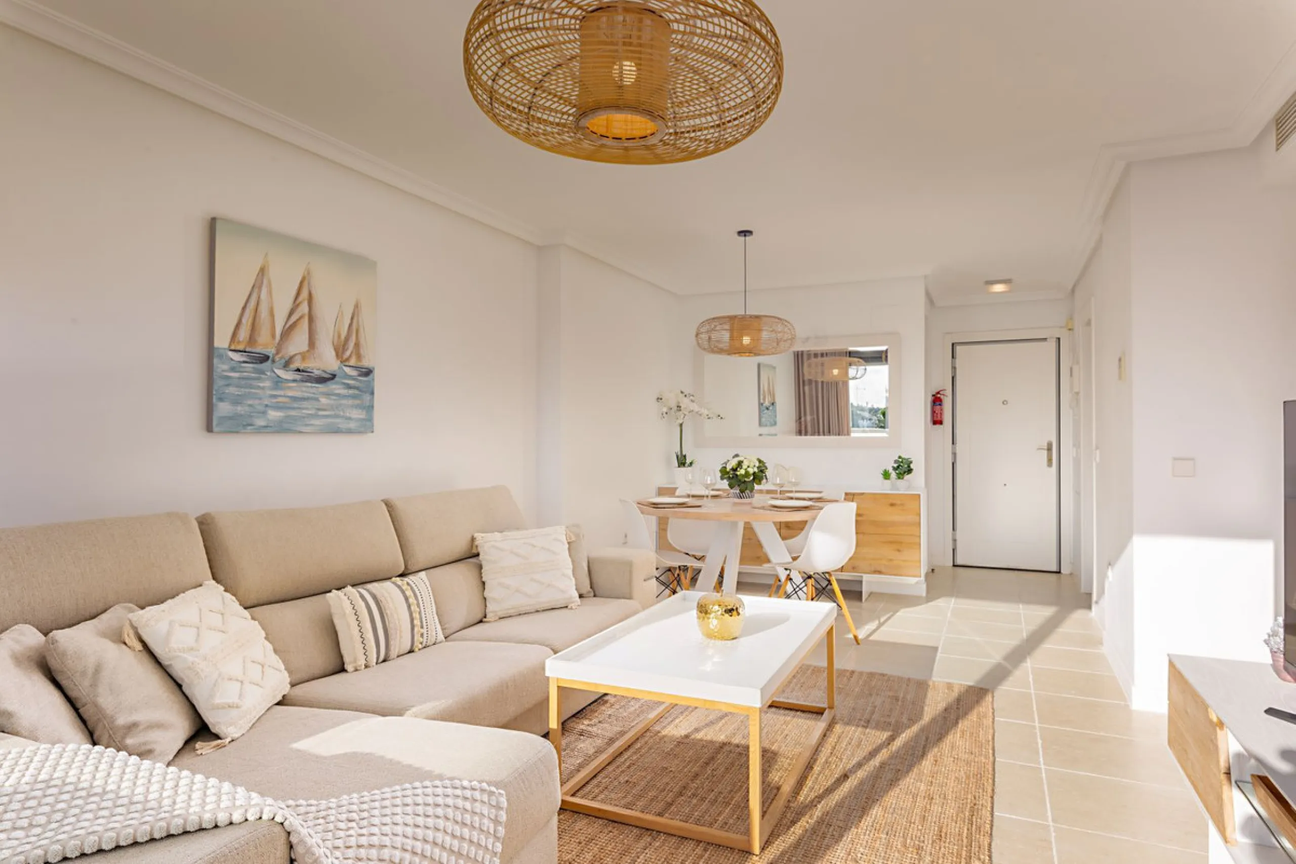 Luxury Duplex Penthouse with Panoramic Sea Views – Estepona with valid RTA (touristic rental licence).