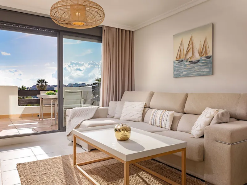 Luxury Duplex Penthouse with Panoramic Sea Views – Estepona with valid RTA (touristic rental licence).